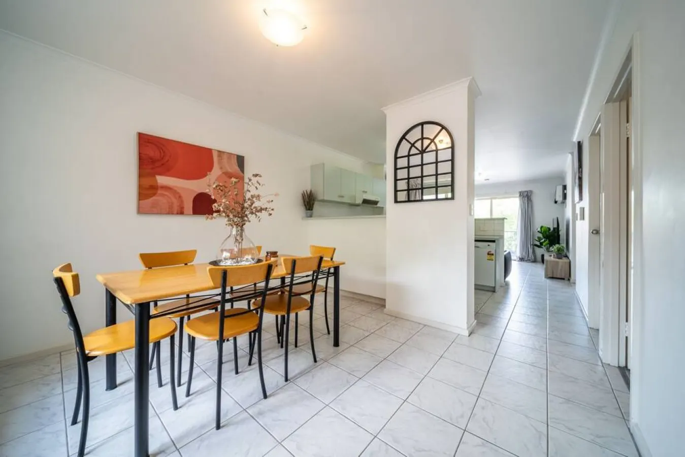 Sage on Bewes—Relaxed CBD Base with Tennis Court 10