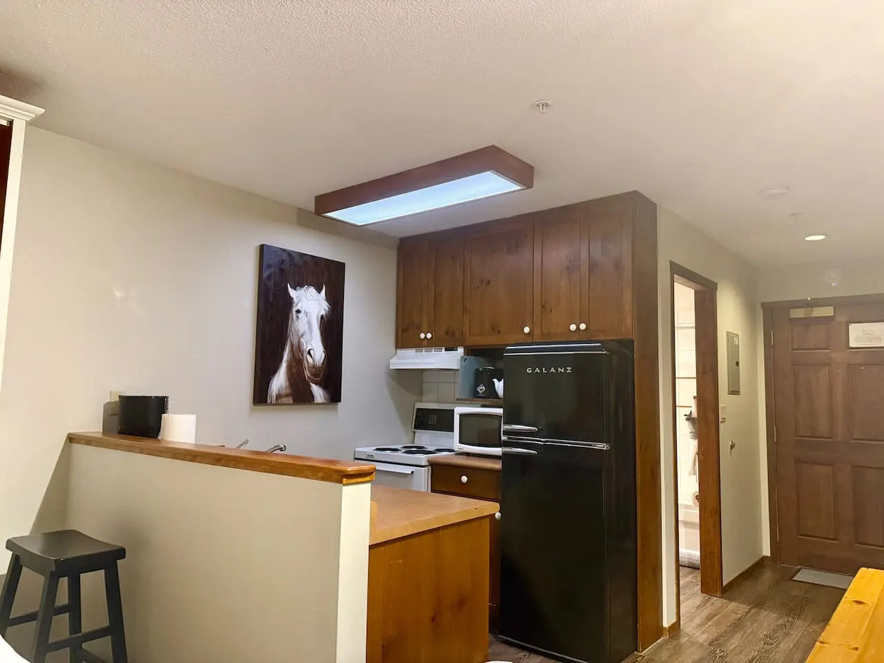 Apex Mountain ~ Crazy Colt ~ Cozy Studio w Kitchen 10