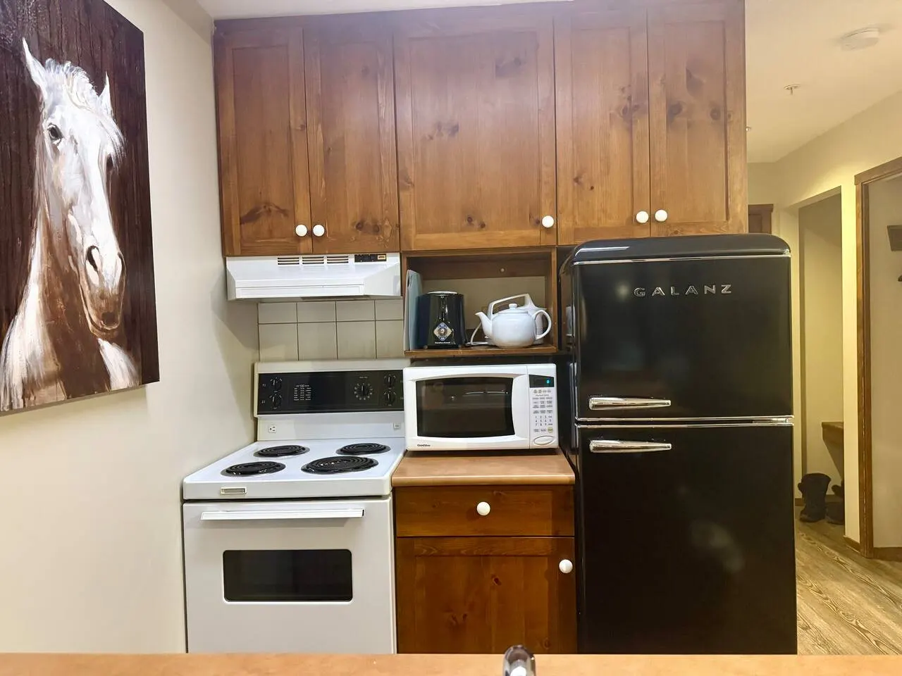 Apex Mountain ~ Crazy Colt ~ Cozy Studio w Kitchen 12