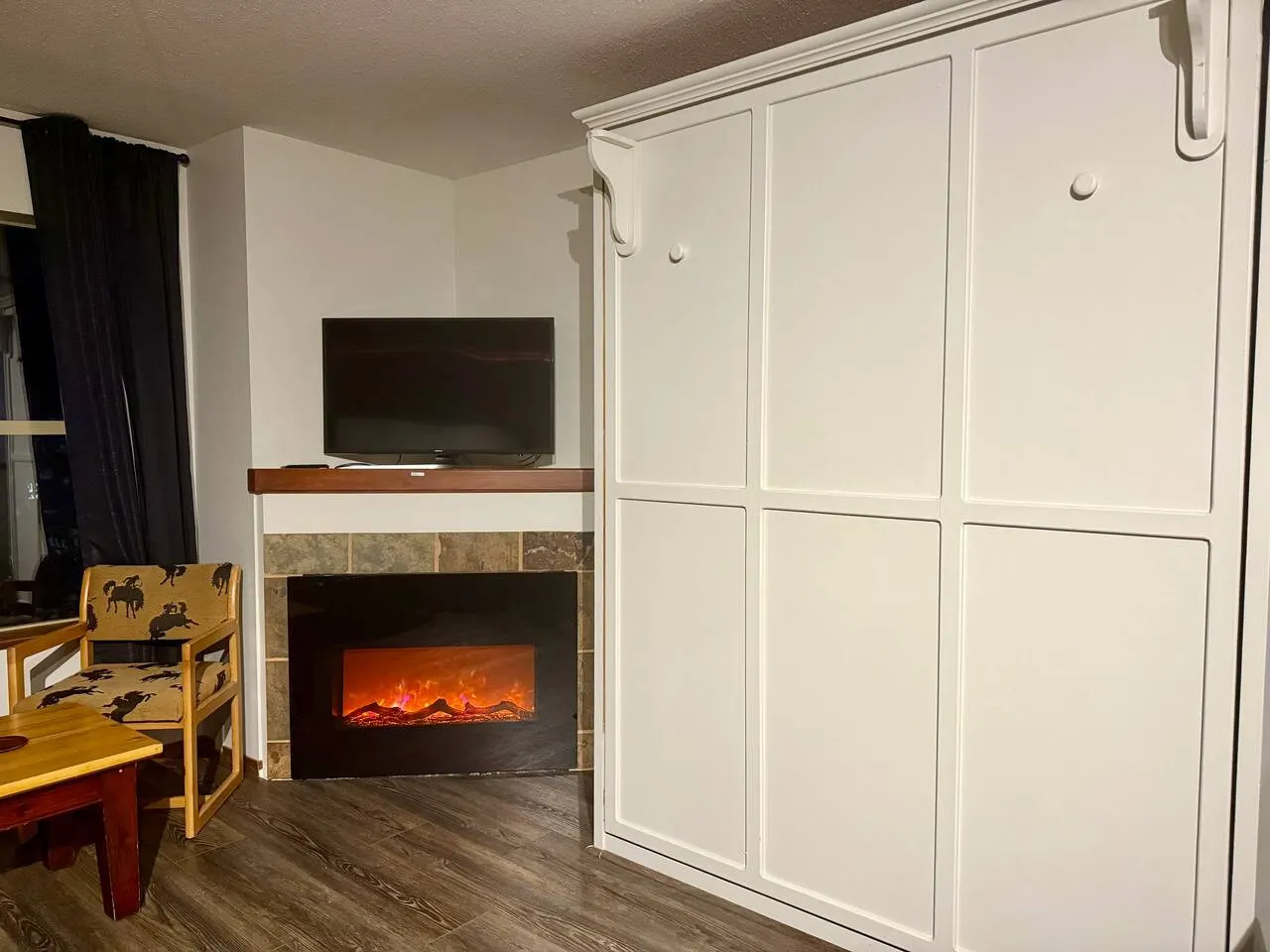 Apex Mountain ~ Crazy Colt ~ Cozy Studio w Kitchen 8