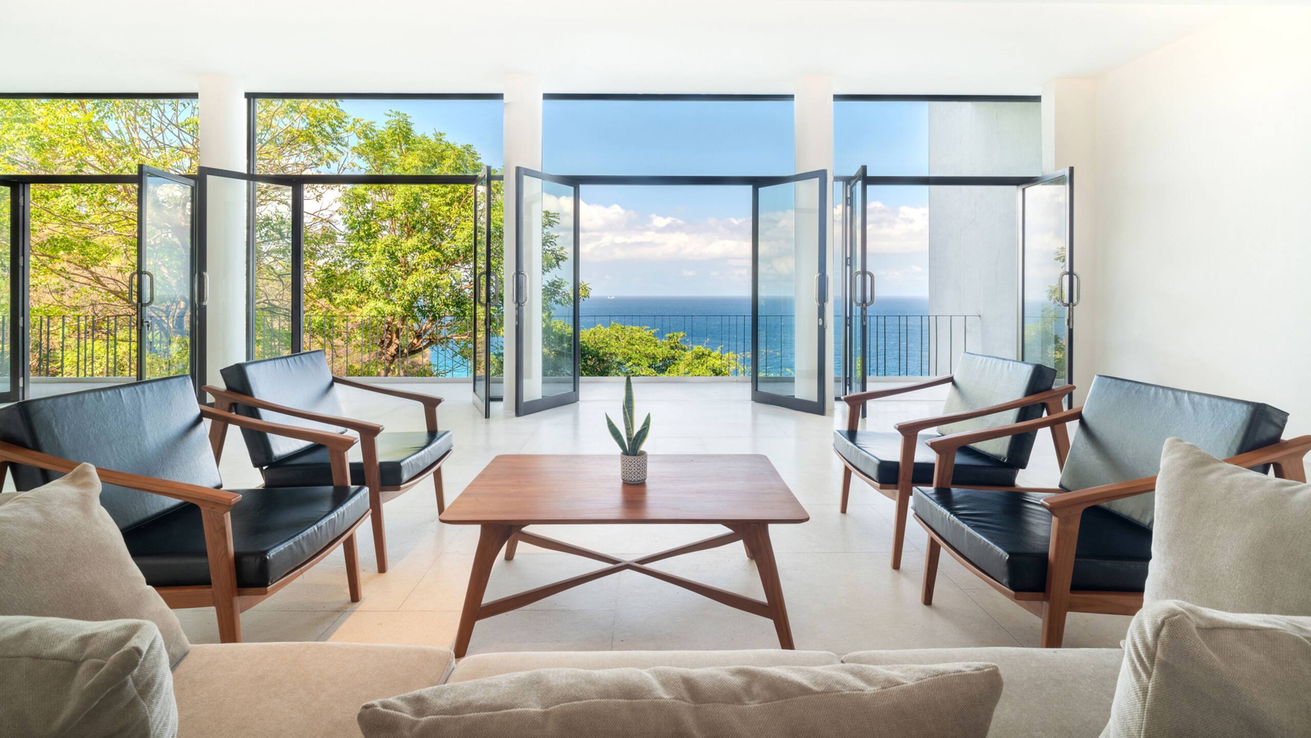 Luxury Seaview Villa | Chef, Staff & Private Pool 12
