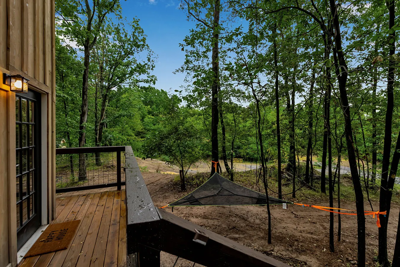 Lakefront Treehouse - Blue Heron Haven 18