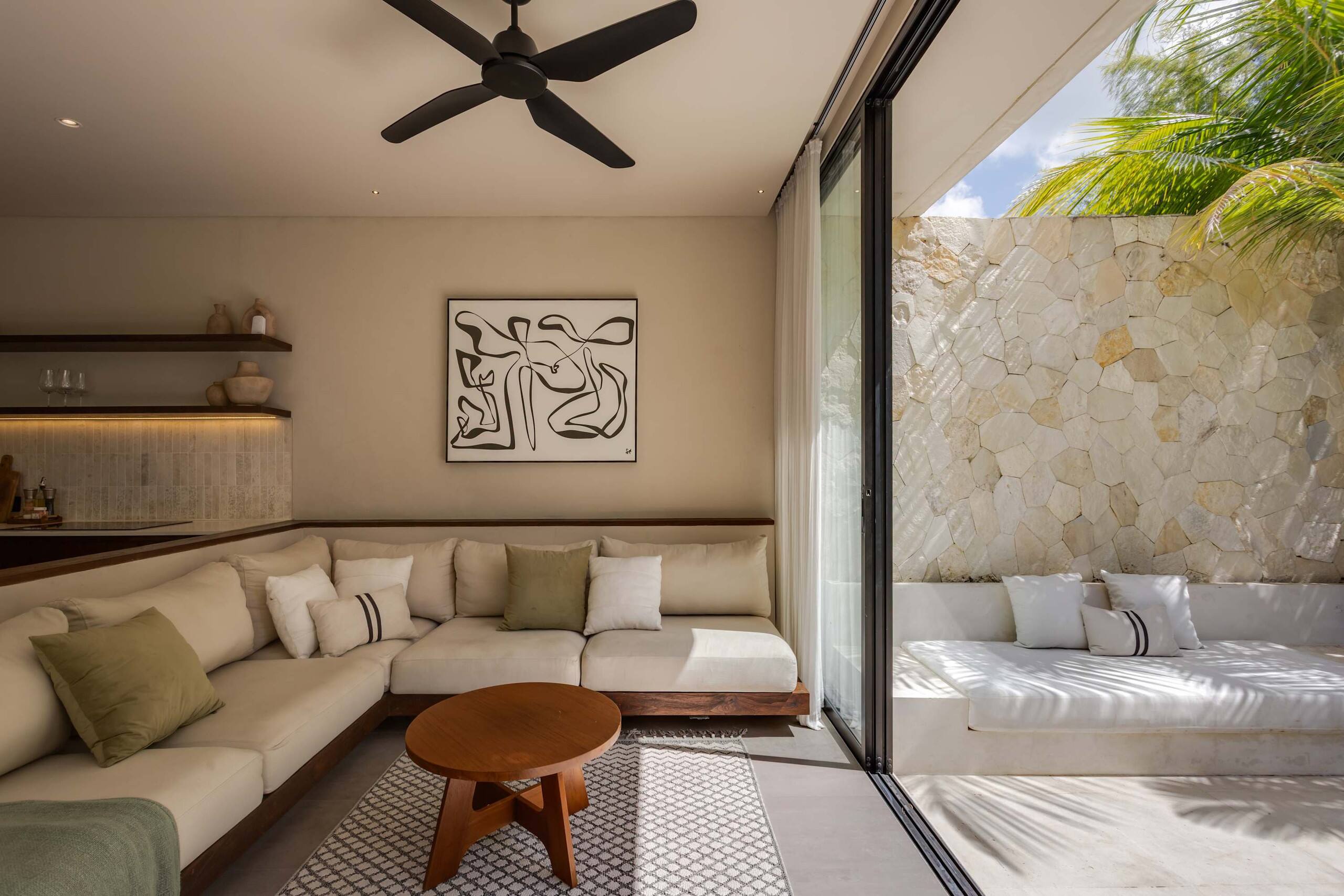 1BR Private Pool 10