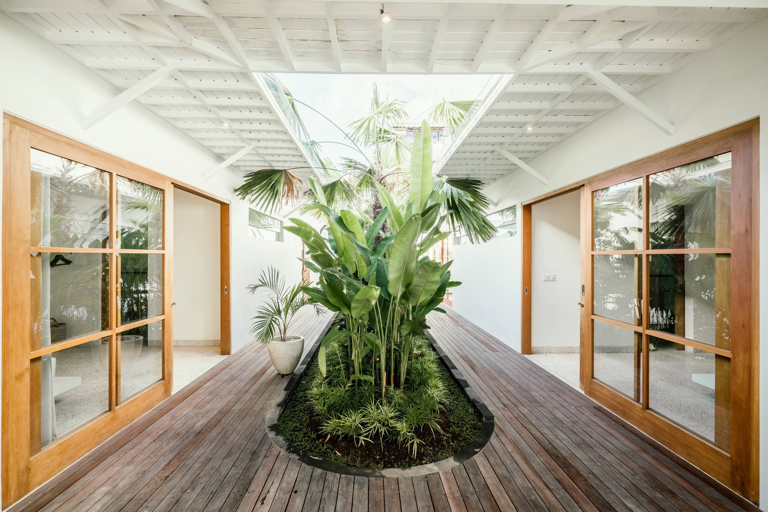 Super Stylish 3BR Pool Villa in Berawa, Canggu 25