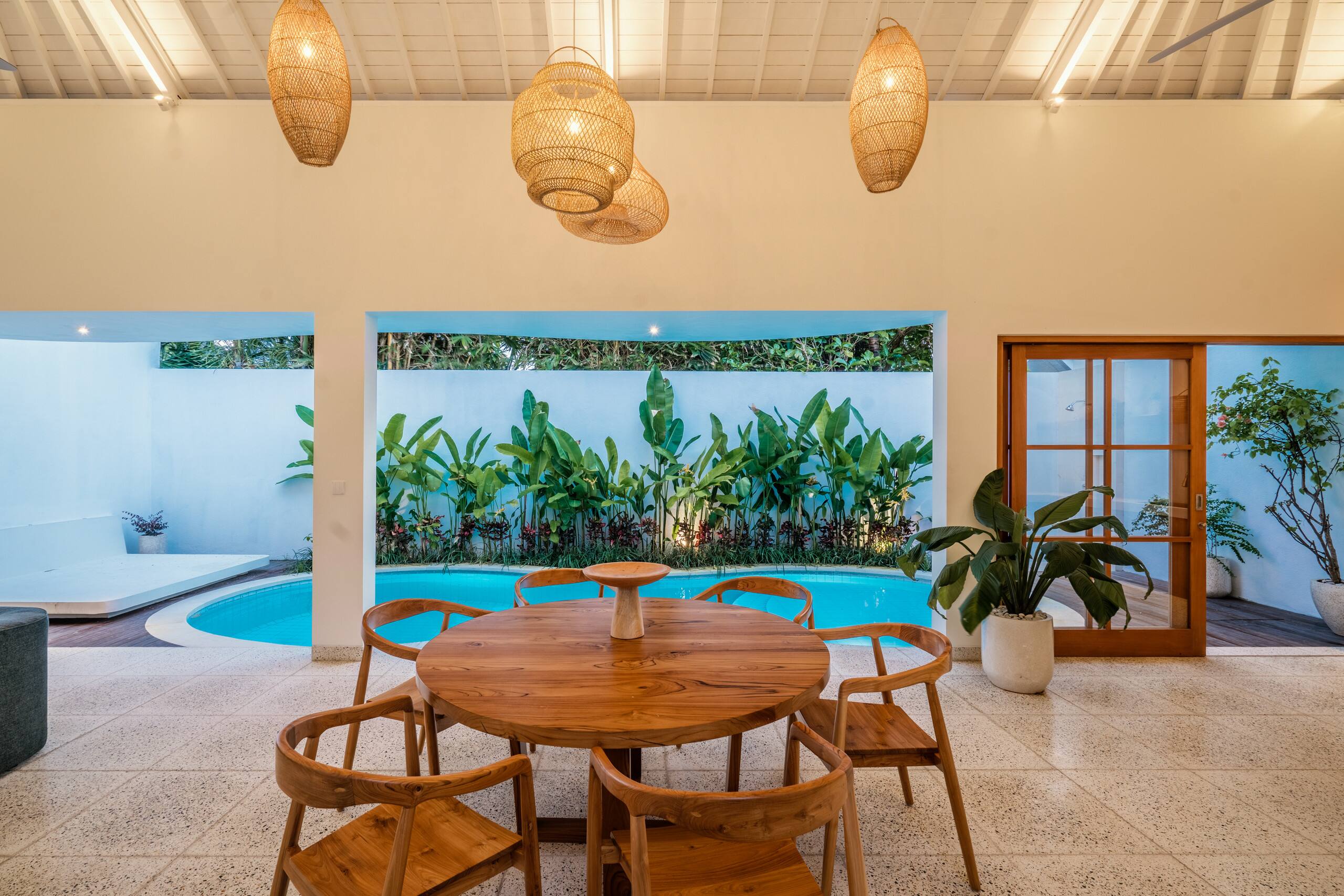 Super Stylish 3BR Pool Villa in Berawa, Canggu 11