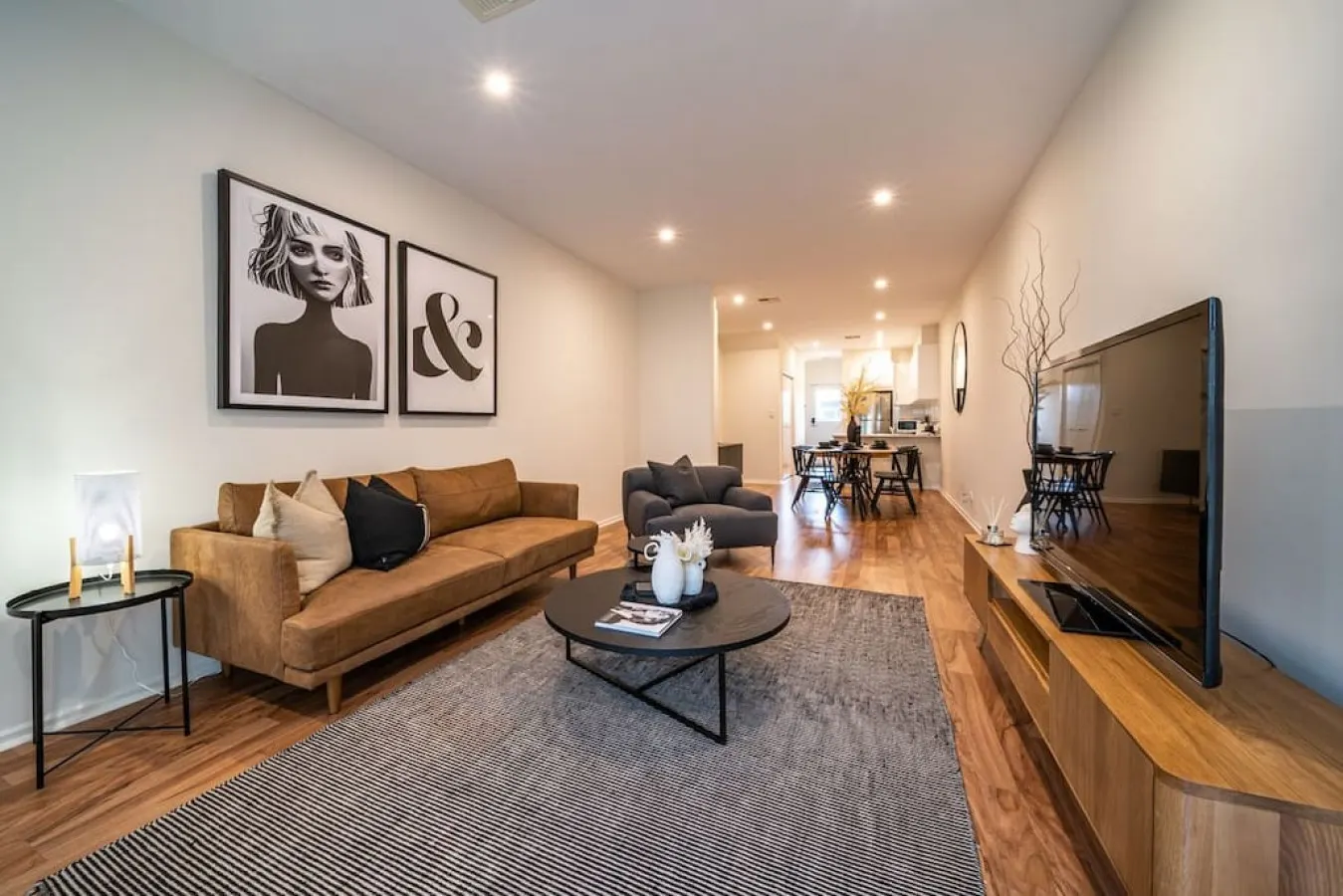 Black Oak at Brompton – Contemporary Parkside Stay