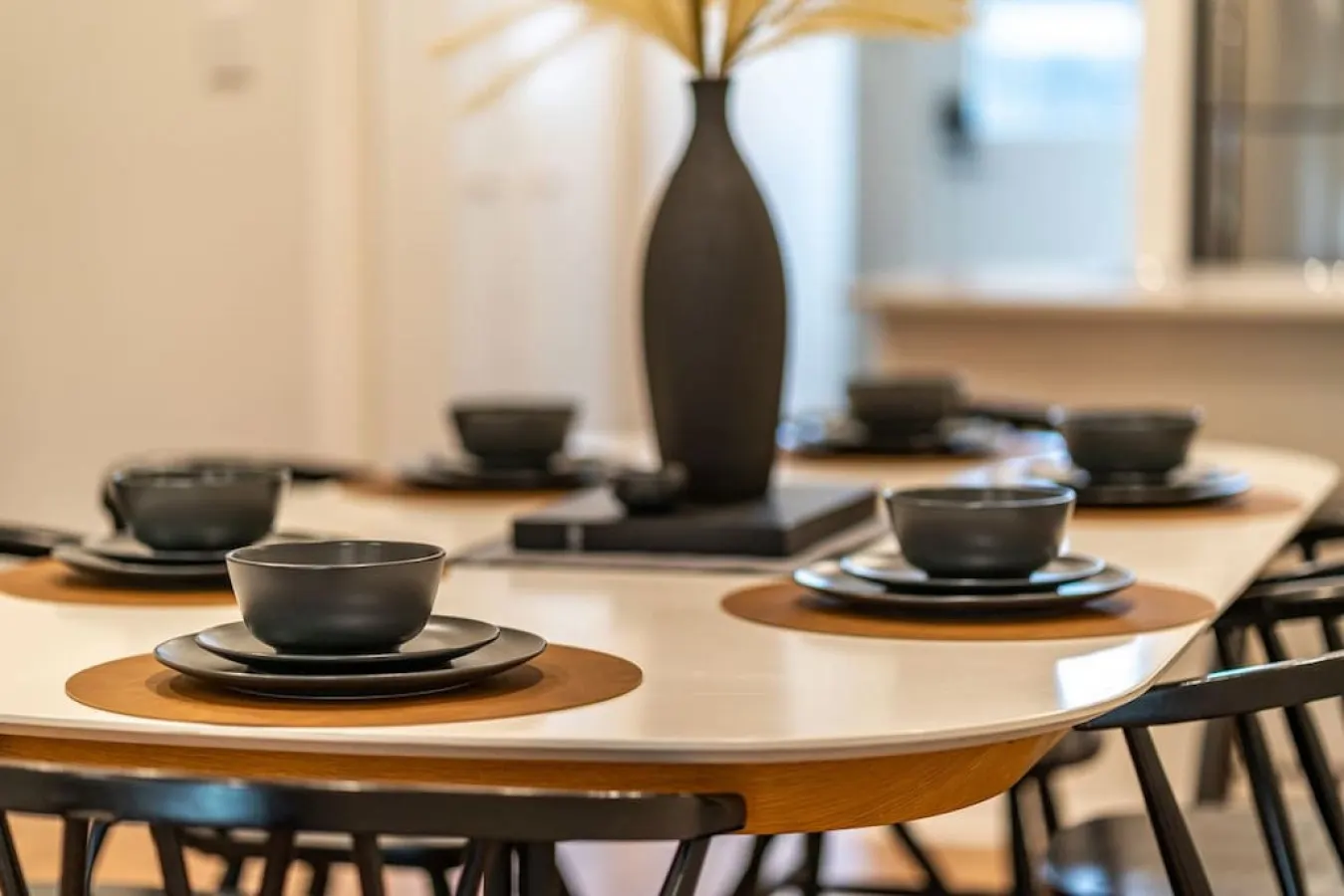 Black Oak at Brompton – Contemporary Parkside Stay 11