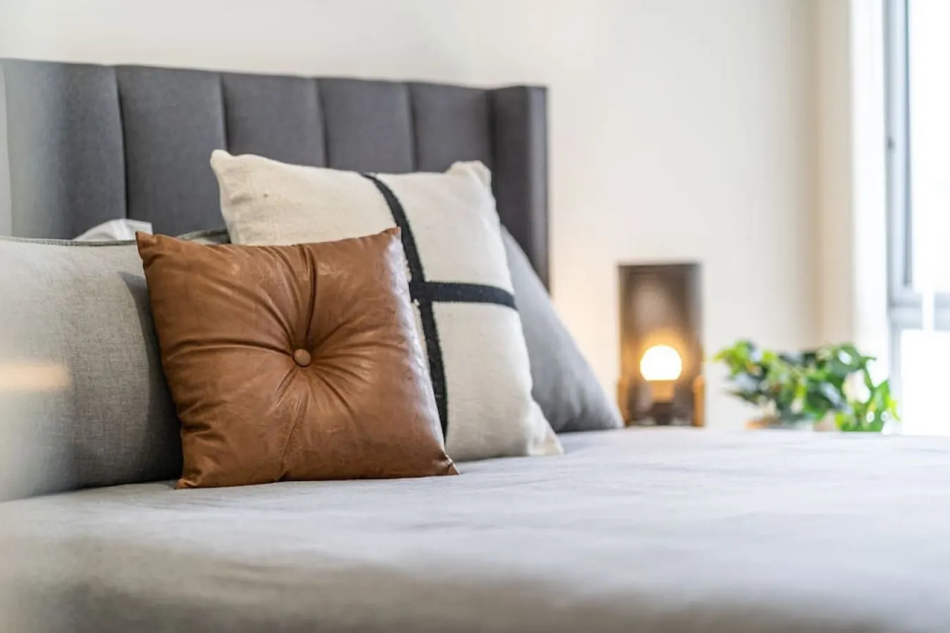 Black Oak at Brompton – Contemporary Parkside Stay 16