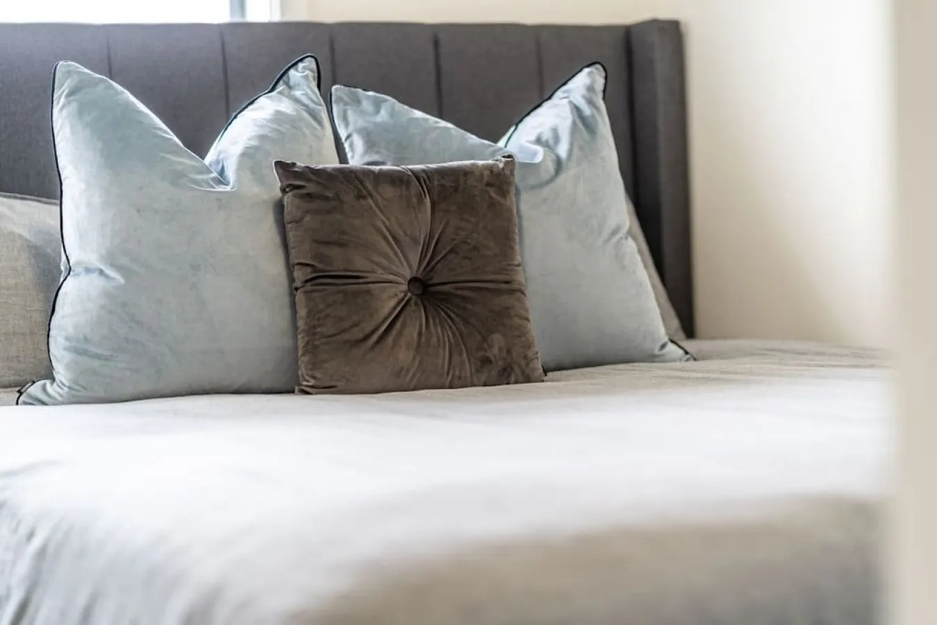 Black Oak at Brompton – Contemporary Parkside Stay 19