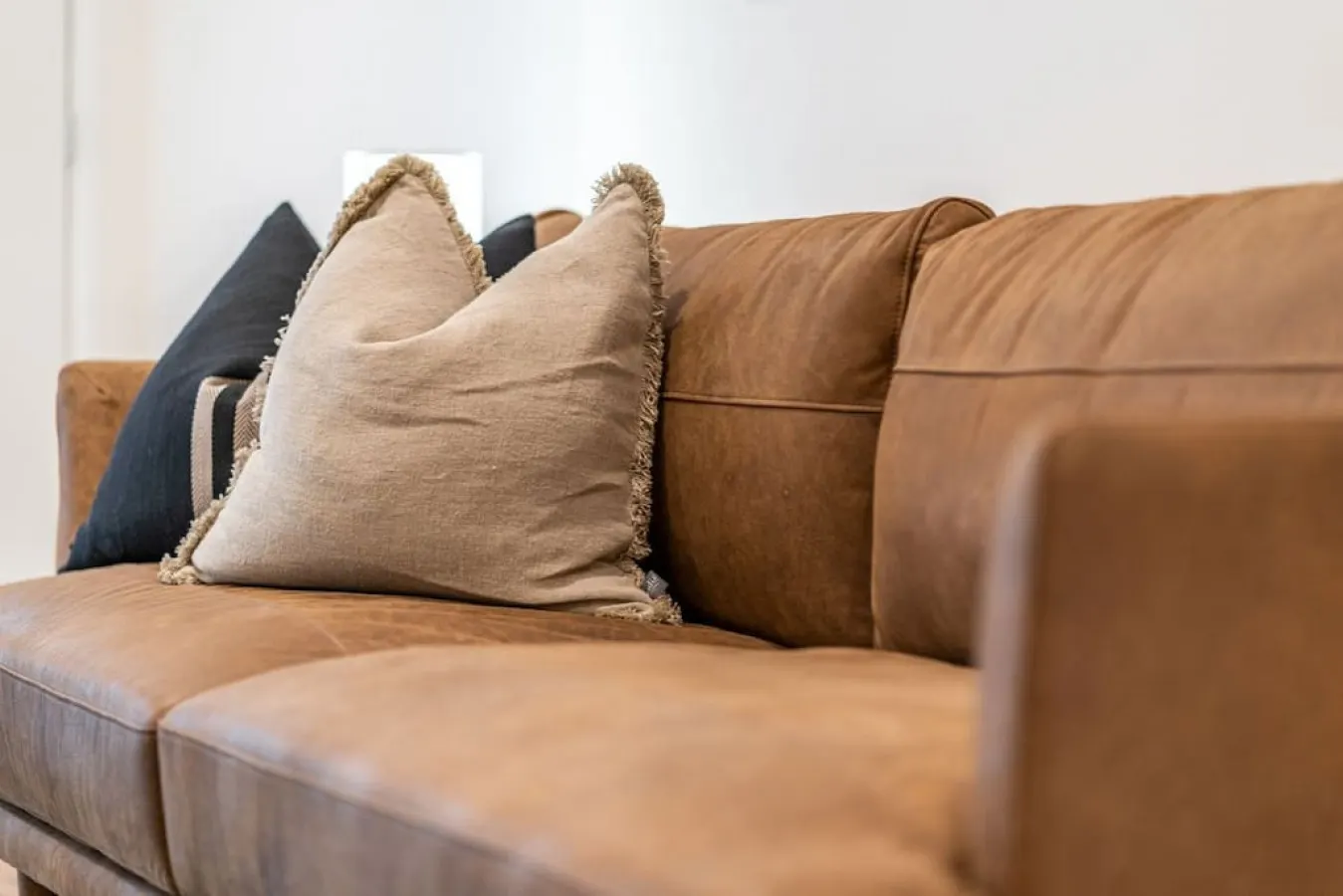 Black Oak at Brompton – Contemporary Parkside Stay 8