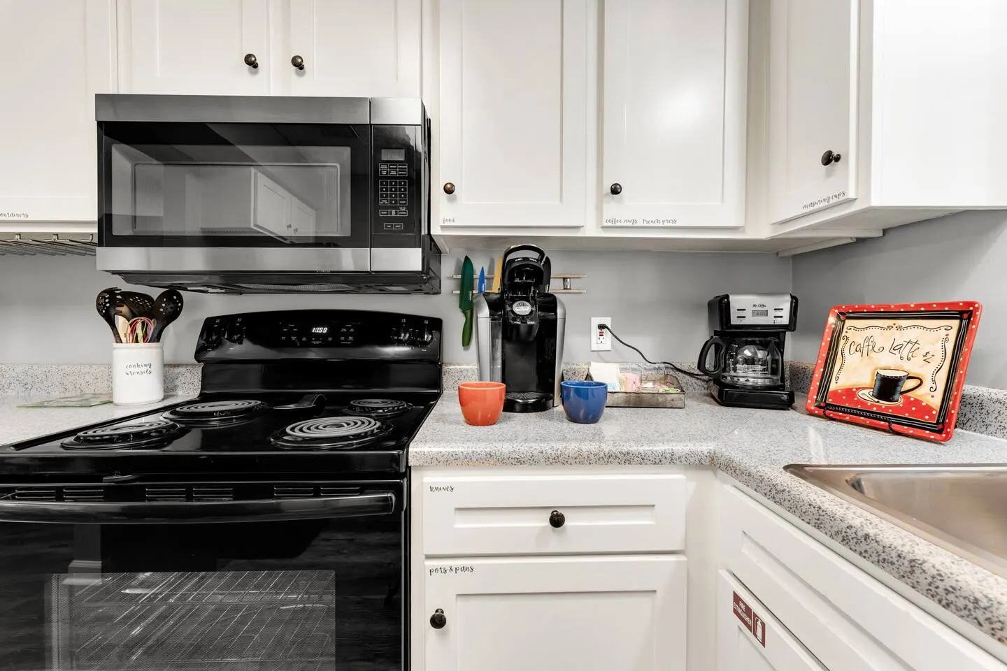 Walk in Golf Condo/Htd Pool/Hot Tub/Lake Access! 15