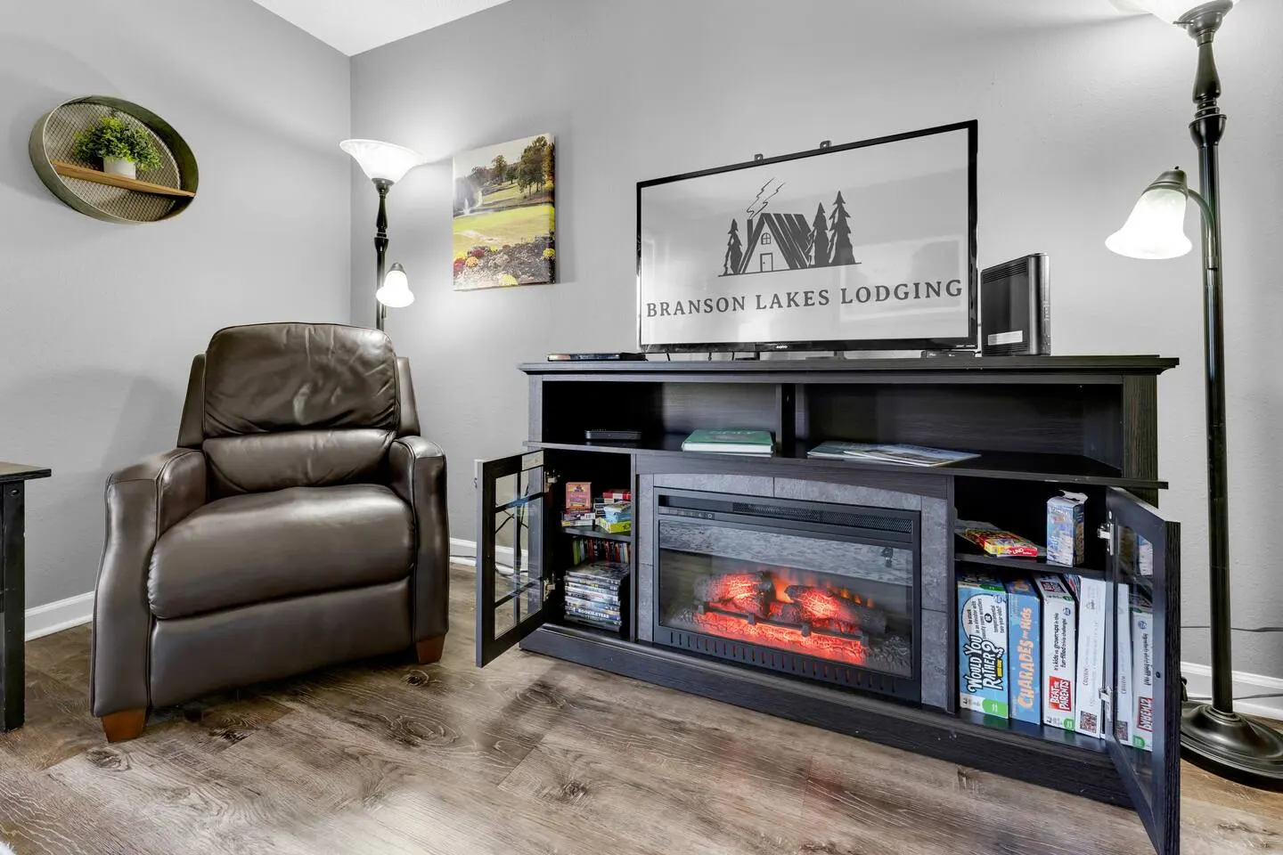 Walk in Golf Condo/Htd Pool/Hot Tub/Lake Access! 5