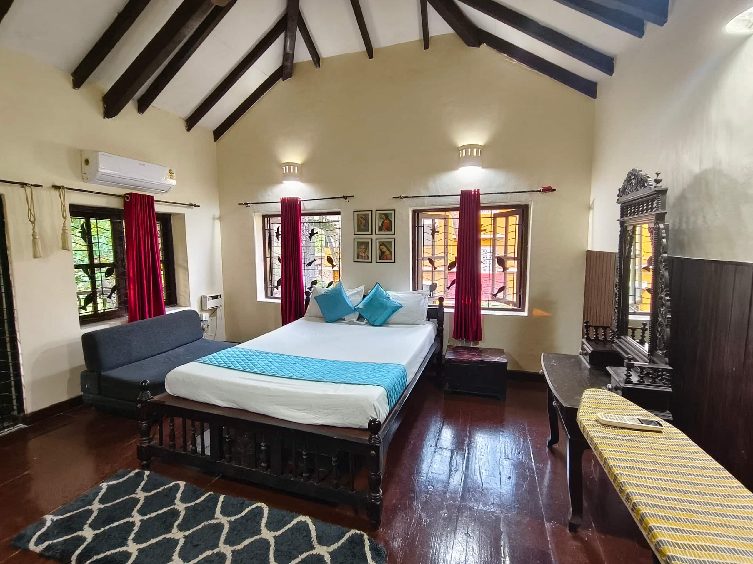 Portuguese Villa Near Candolim Beach 22