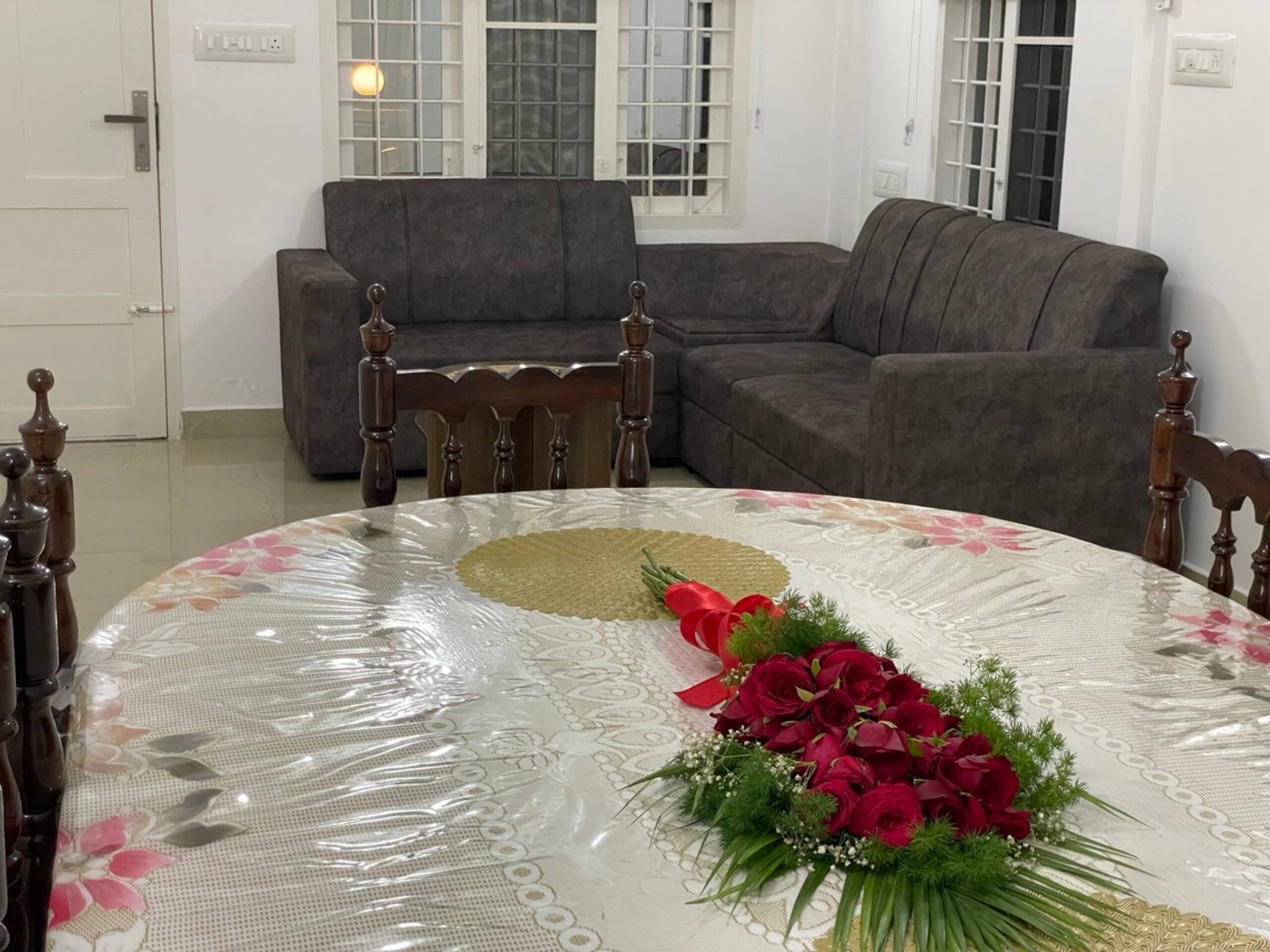 Urban Loft 1BHK 101 10 min to Lulu w/ greenery 21