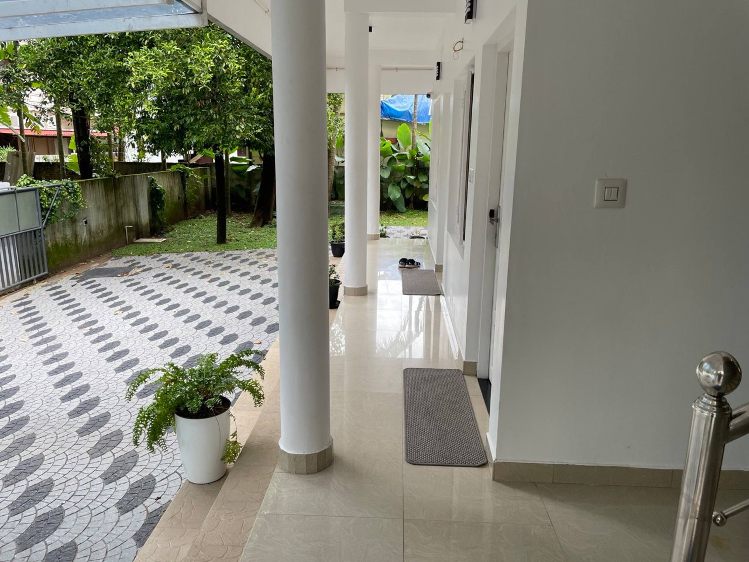 Urban Loft 1BHK 101 10 min to Lulu w/ greenery 39