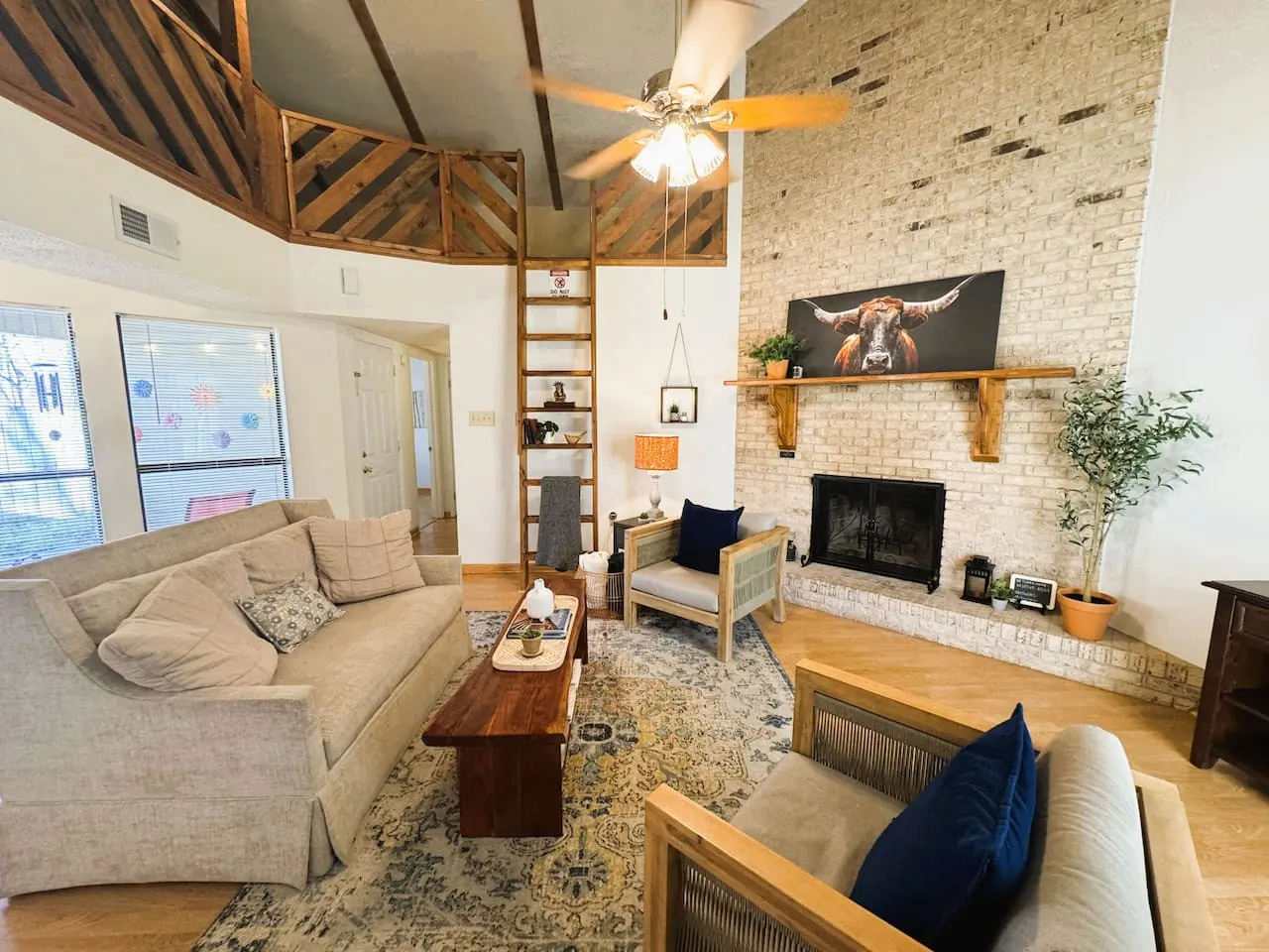 Jacksonville Bungalow — photo 2