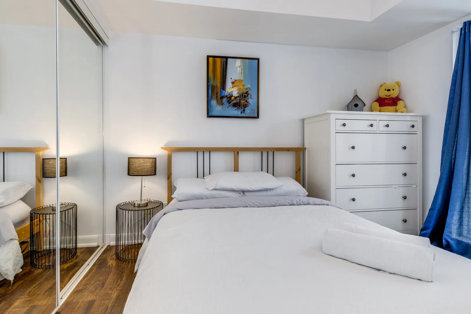 Spacious 2BR Suite Amazing Views Free Parking 16