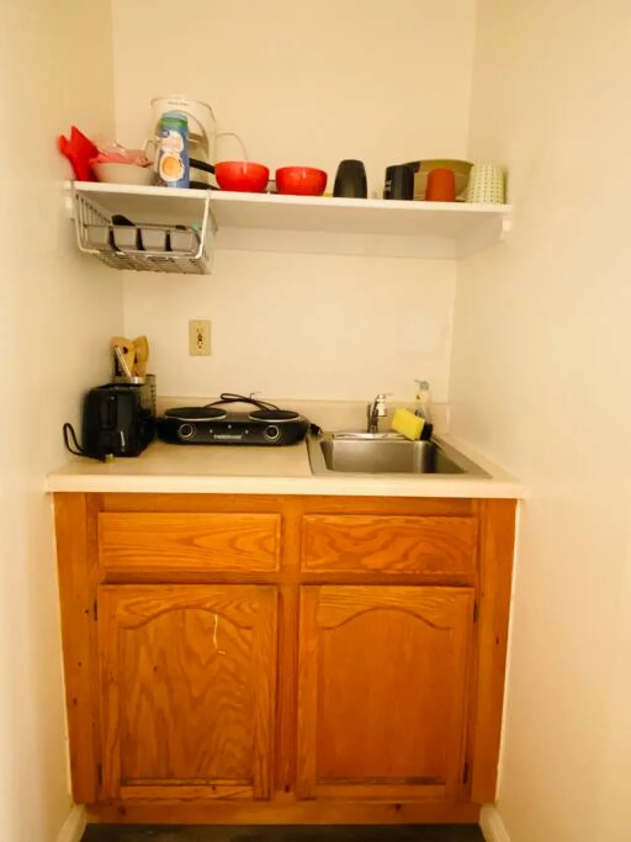Cozy Lake-View Lodge #8 (1 BR near The Village) 6