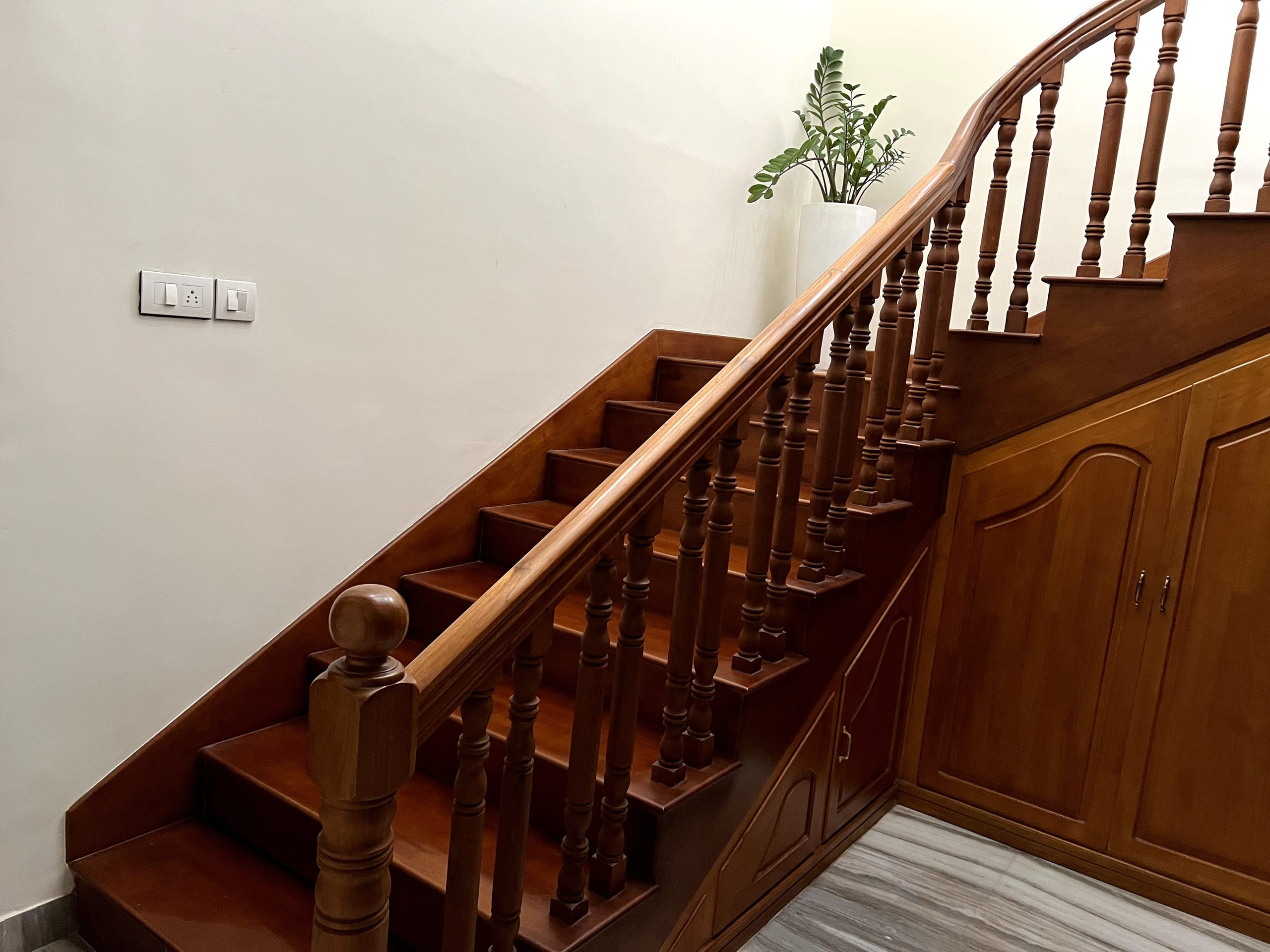 Cheerful backwater Home with parking 10
