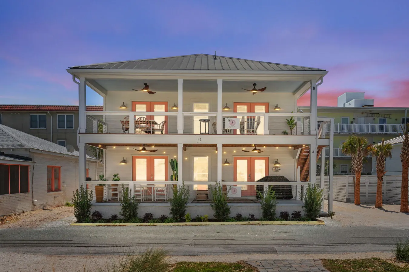 Tybee Tides: 8 BDR Beach House with Heated Pool
