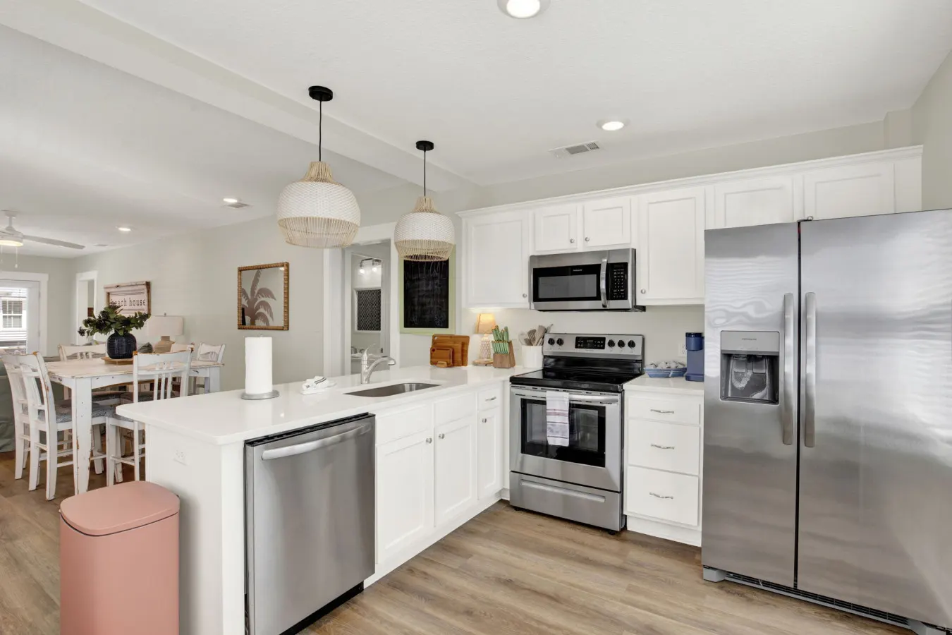 Tybee Tides: 8 BDR Beach House with Heated Pool 12