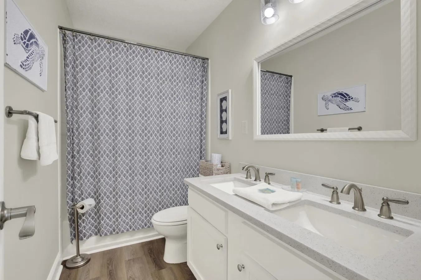 Tybee Tides: 8 BDR Beach House with Heated Pool 15