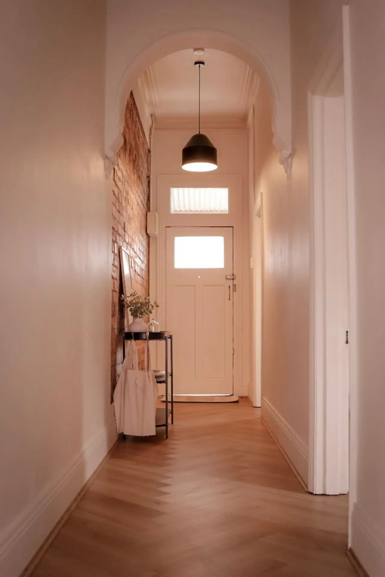 Coburg Comfort: Stylish Short Stay Near Melbourne’s Heart 10
