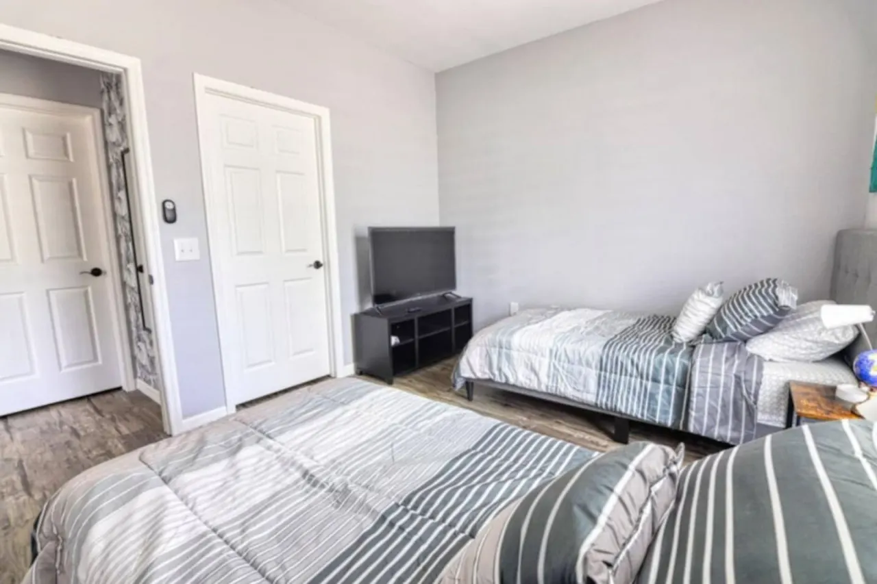 Stylish Ground-Floor Apartment in Southern Dunes – Perfect for 4 Guests 11