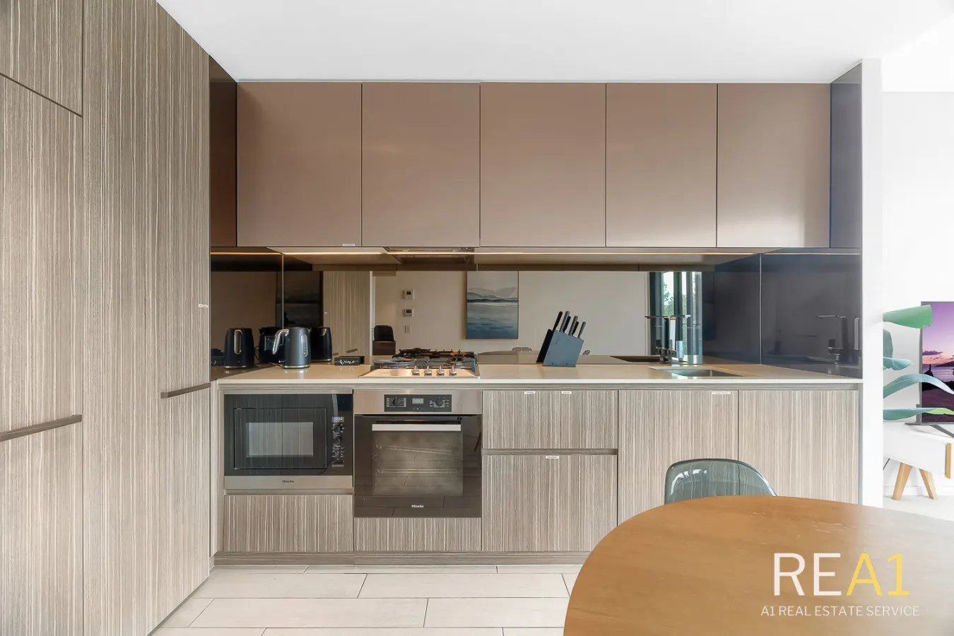 Green Square 2BR Station, Woolworths + Parking 12