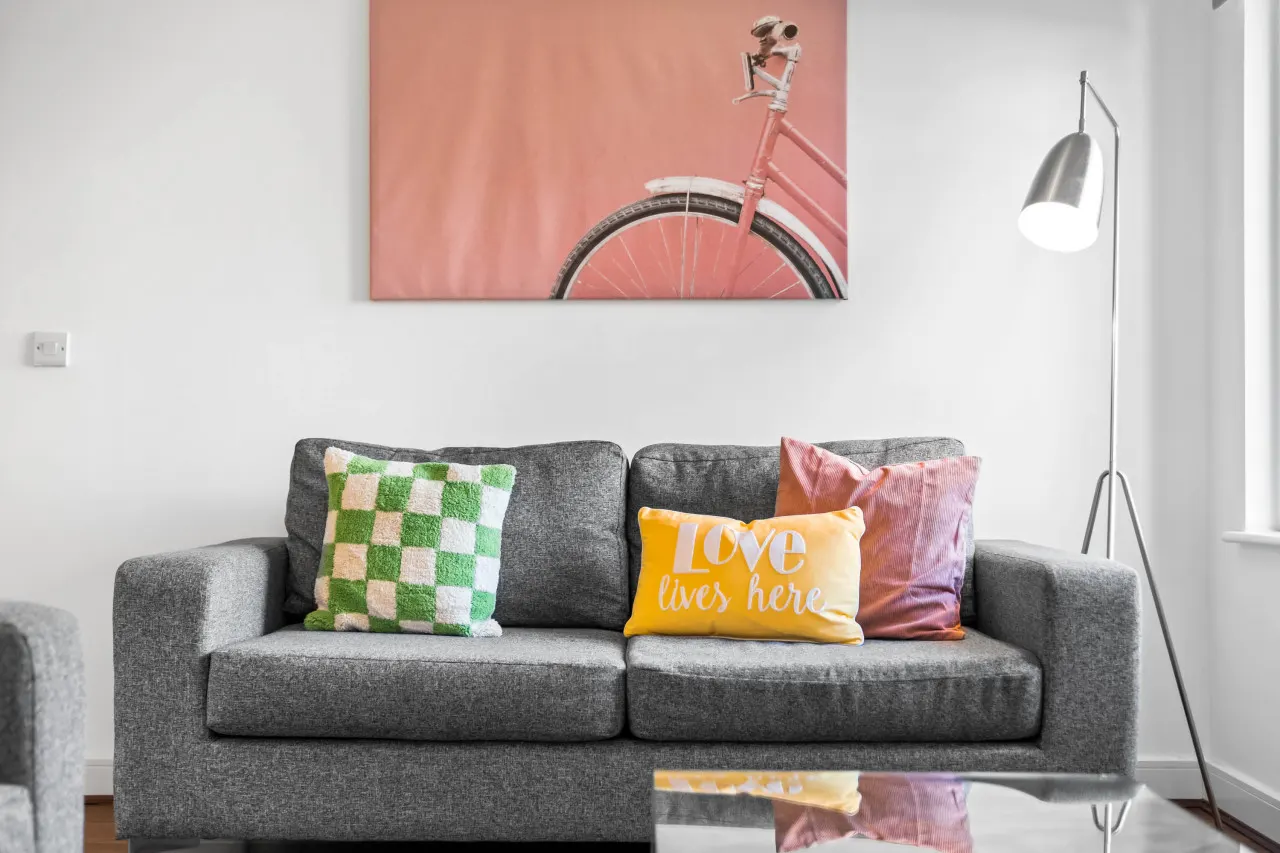 Modern 2 Bed Apartment - Smart TV - WIFI 13