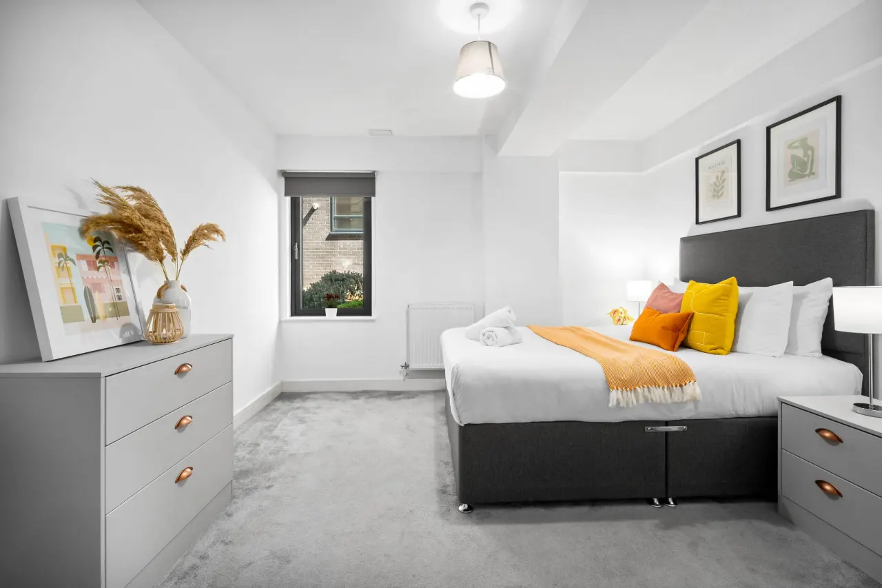 Modern 2 Bed Apartment - Smart TV - WIFI 16