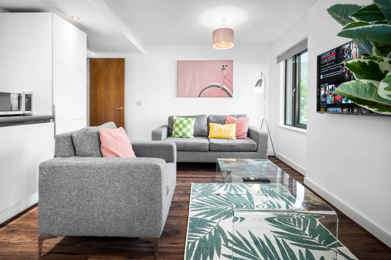 Modern 2 Bed Apartment - Smart TV - WIFI 18