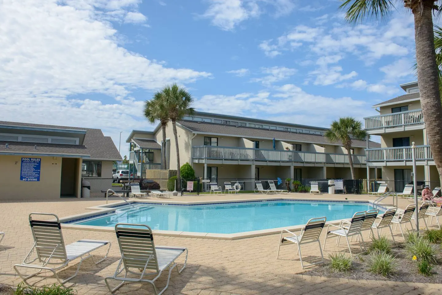 Susnwept 109-Newly Renovated Ocean Front Condo 13