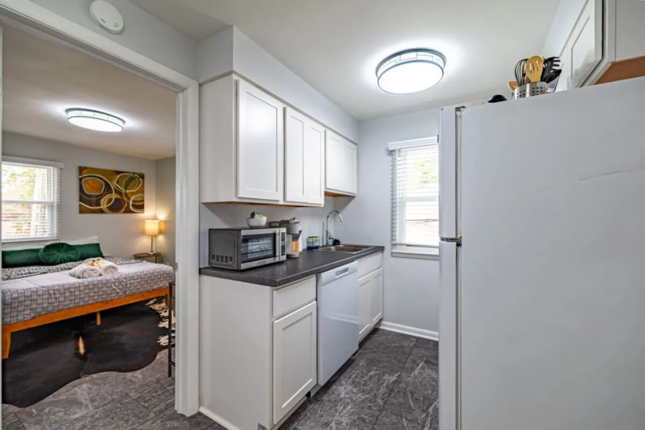 Clintonville's Coziest Loft! 2