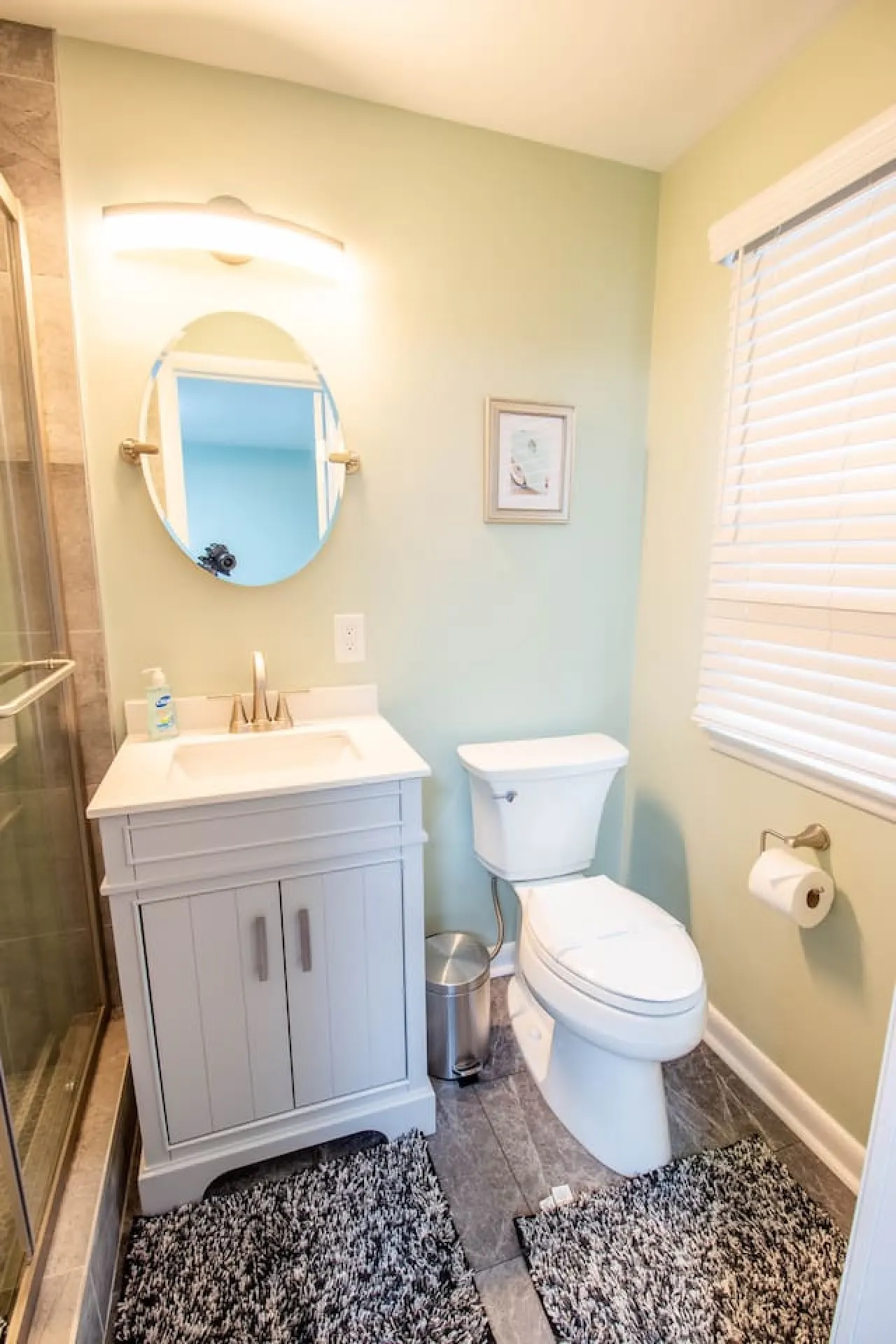 Clintonville's Coziest Loft! 10