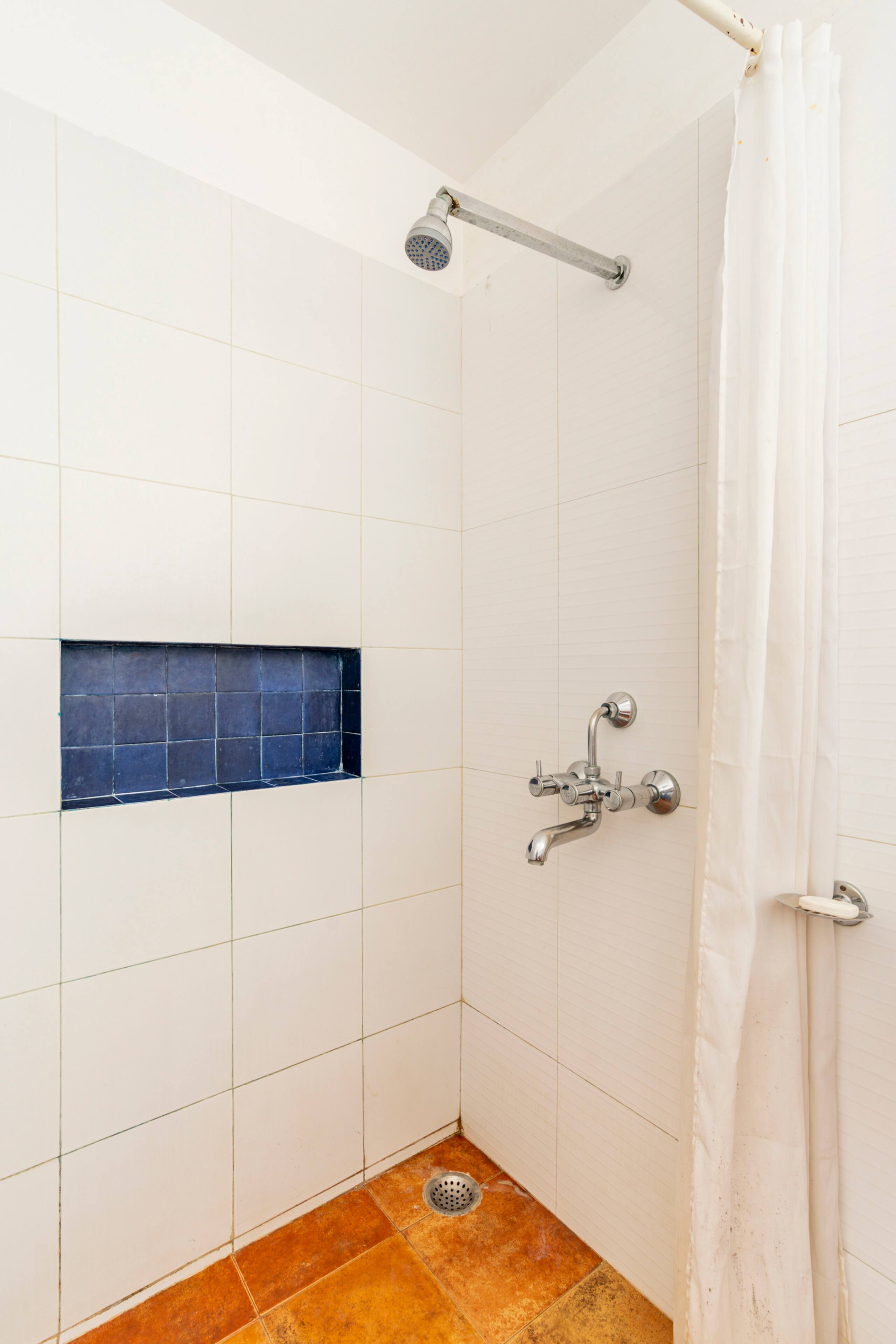 3BHK Penthouse Near Candolim beach with pool 31