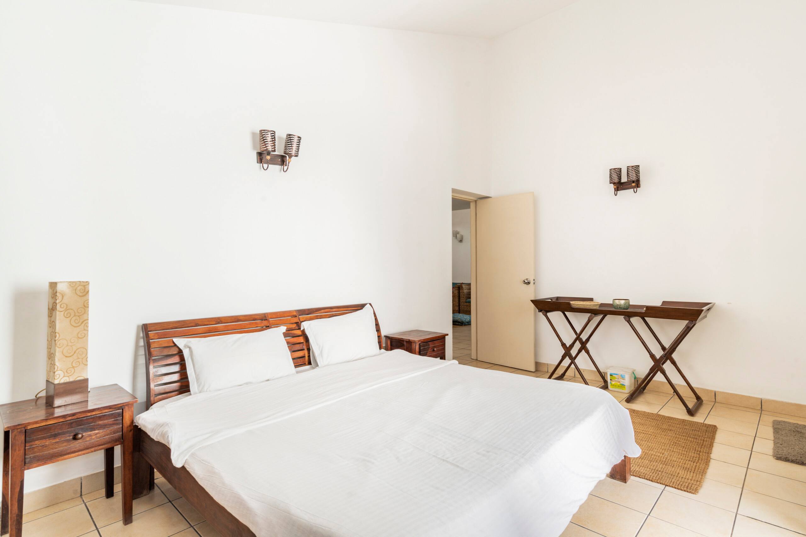 3BHK Penthouse Near Candolim beach with pool 9