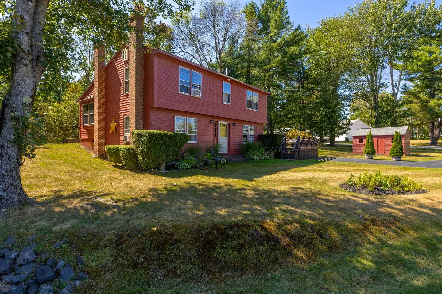 Minutes to OOB! FirePit & Deck | DogsOK | Sleeps10 — photo 2