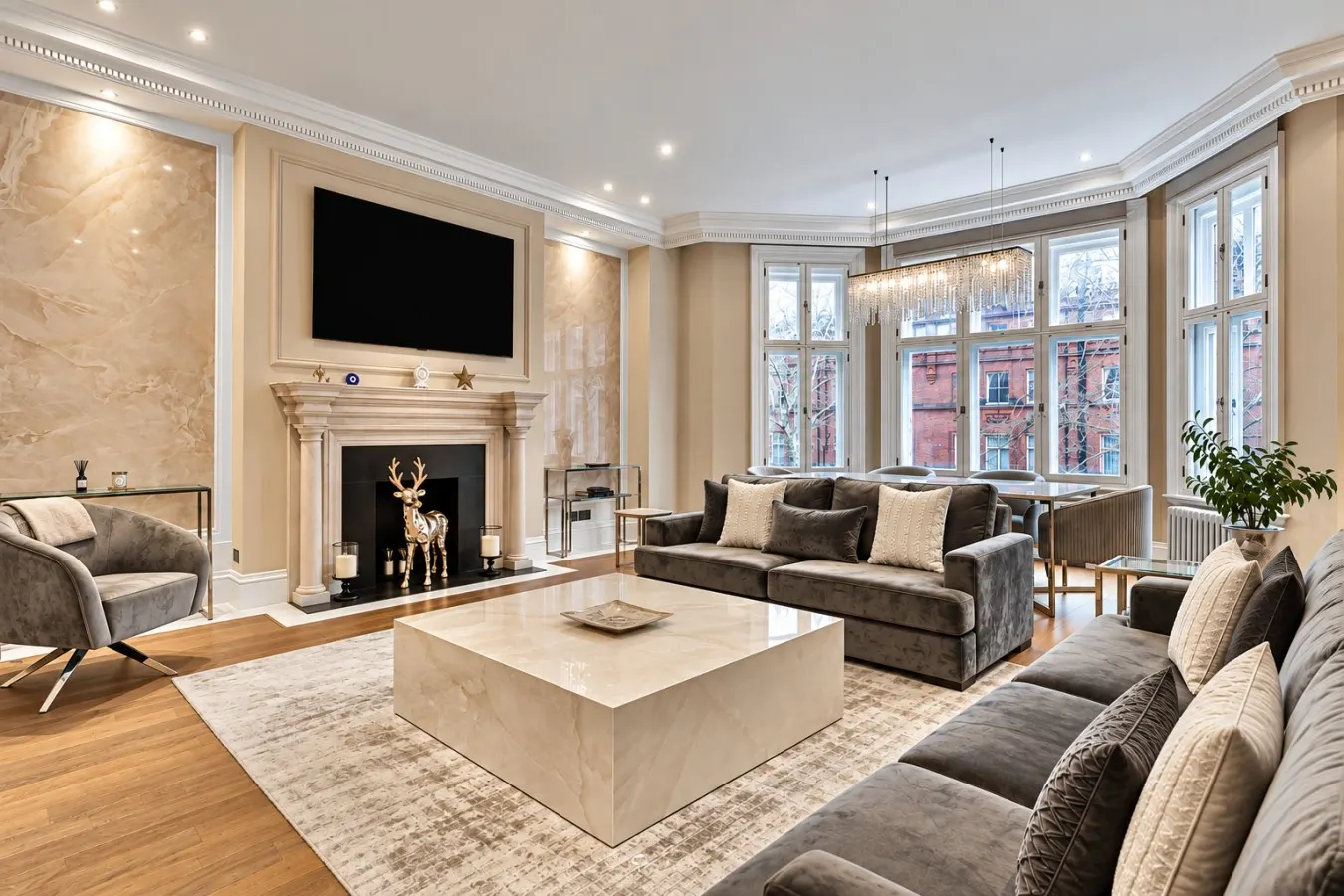 Knightsbridge 3-Bed | Lift Access & Next To Harrods