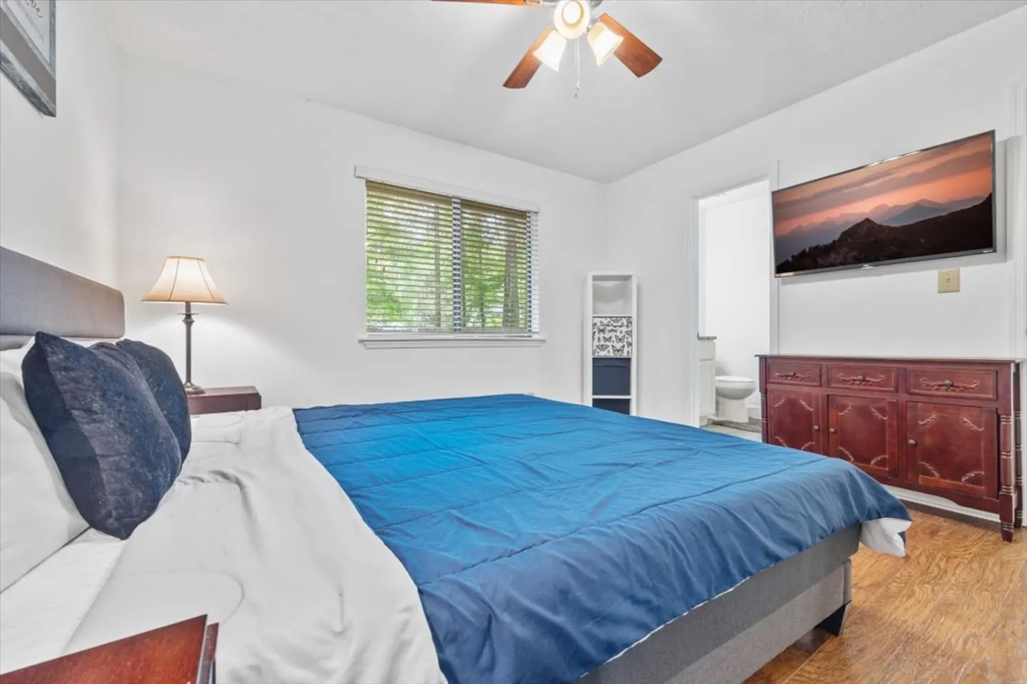 Cozy 3BR 2BA Home Near Avalon Downtown Alpharetta 7