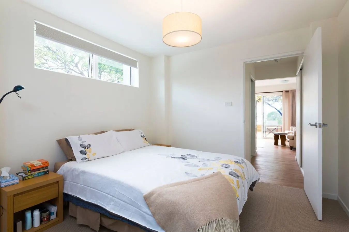 Garden Apartment - beside the sea! 12