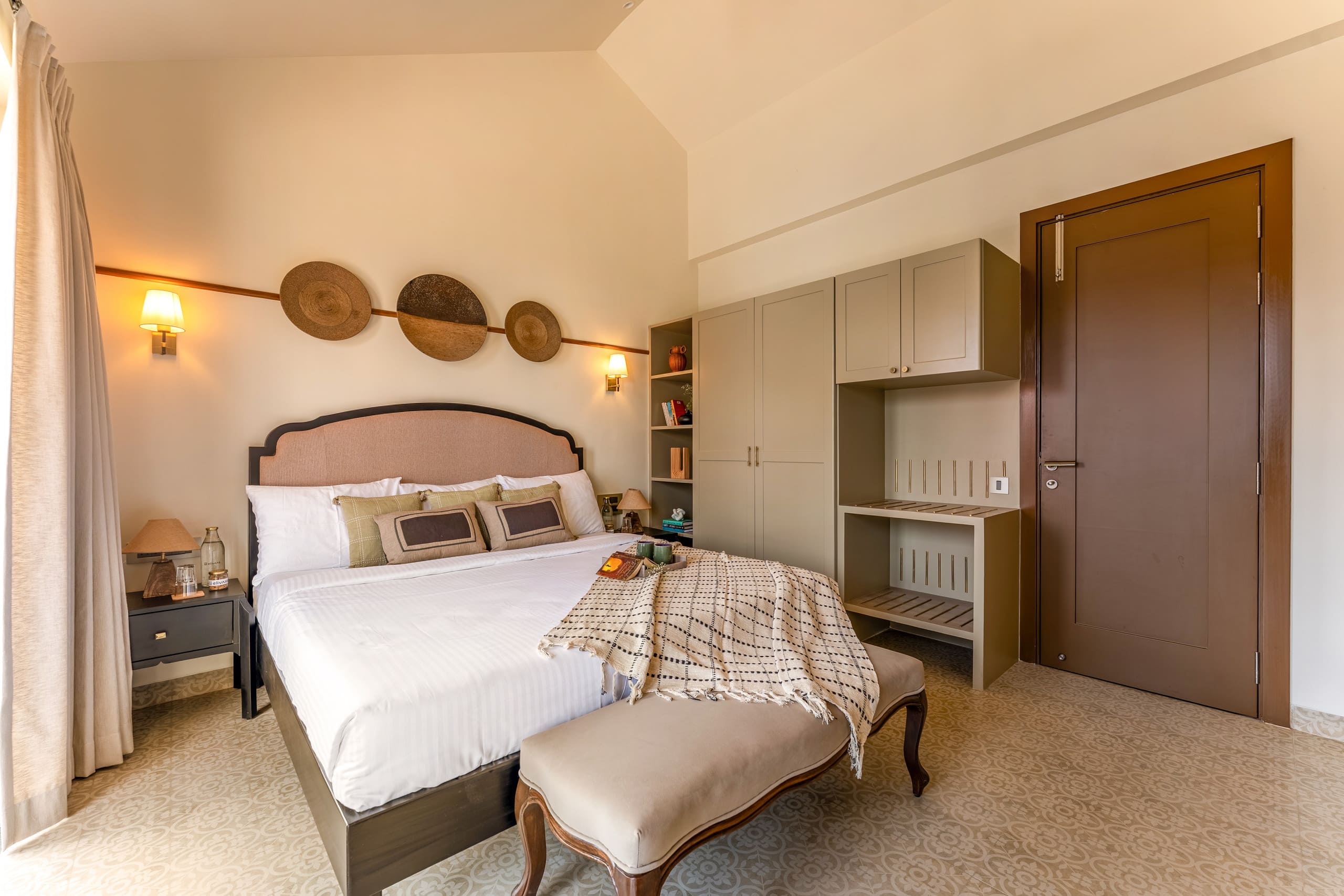 4BHK with Pool, Gazebo and Garden area 27
