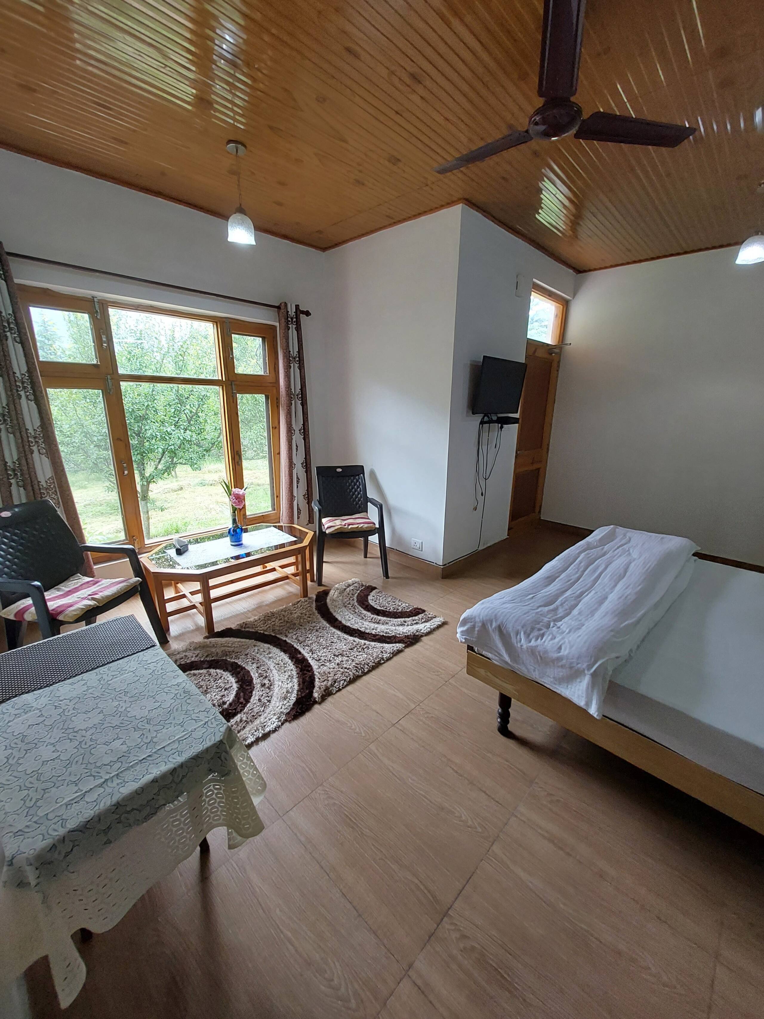 Silver Streak best Cottage with kitchennear Manali 15