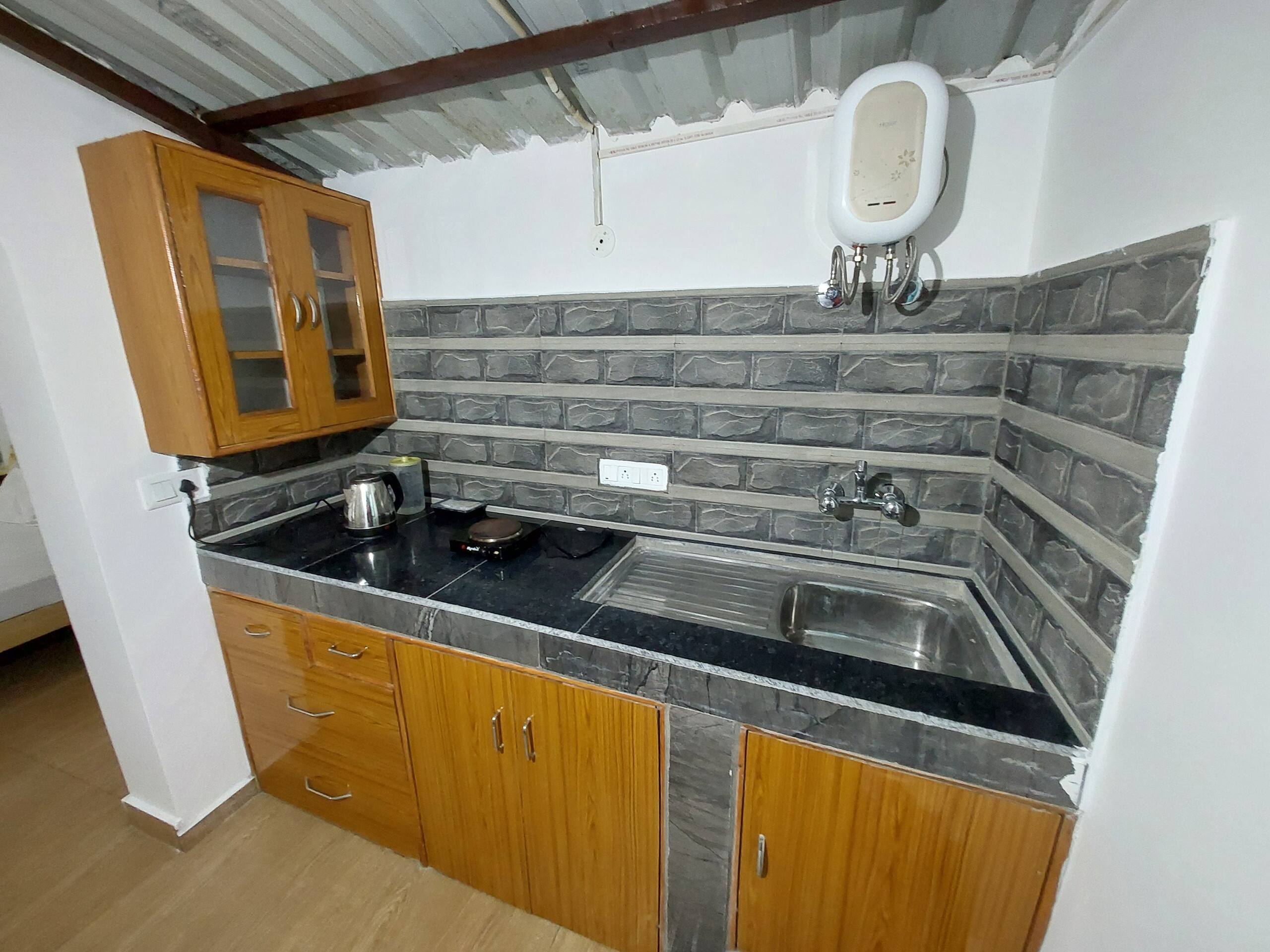 Silver Streak best Cottage with kitchennear Manali 3
