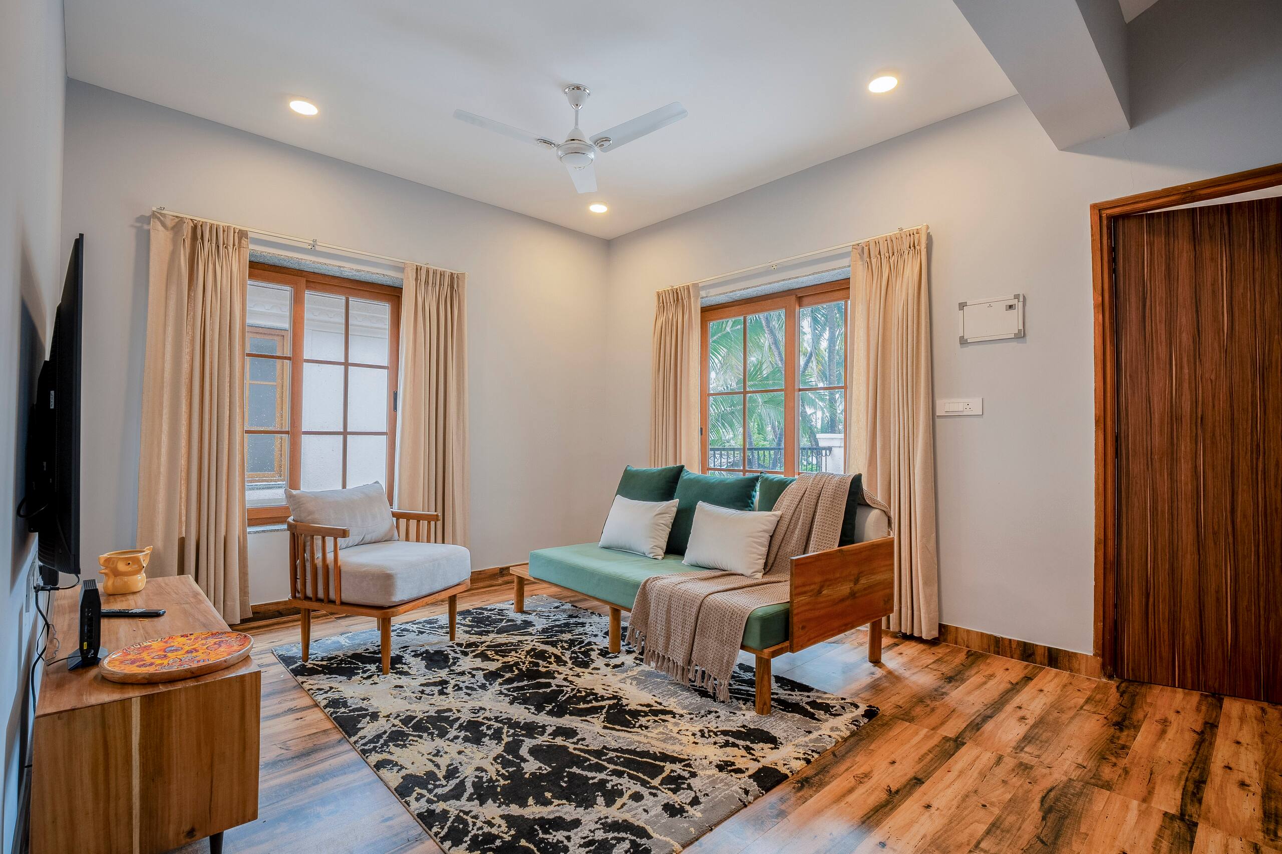 Casa Zuri -3BHK Pvt Pool Villa|Lazy Daze Stays 19