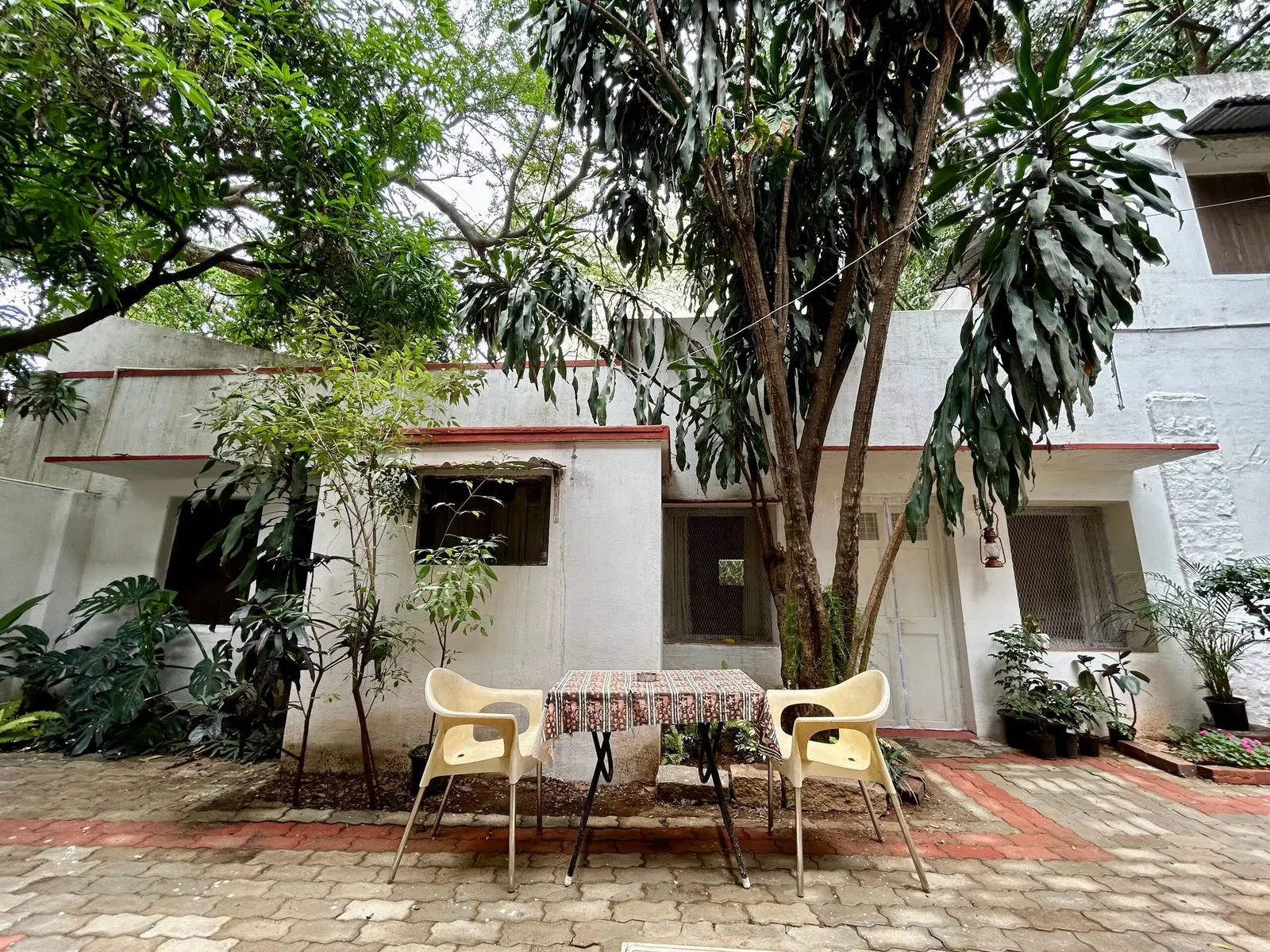 The Courtyard 5