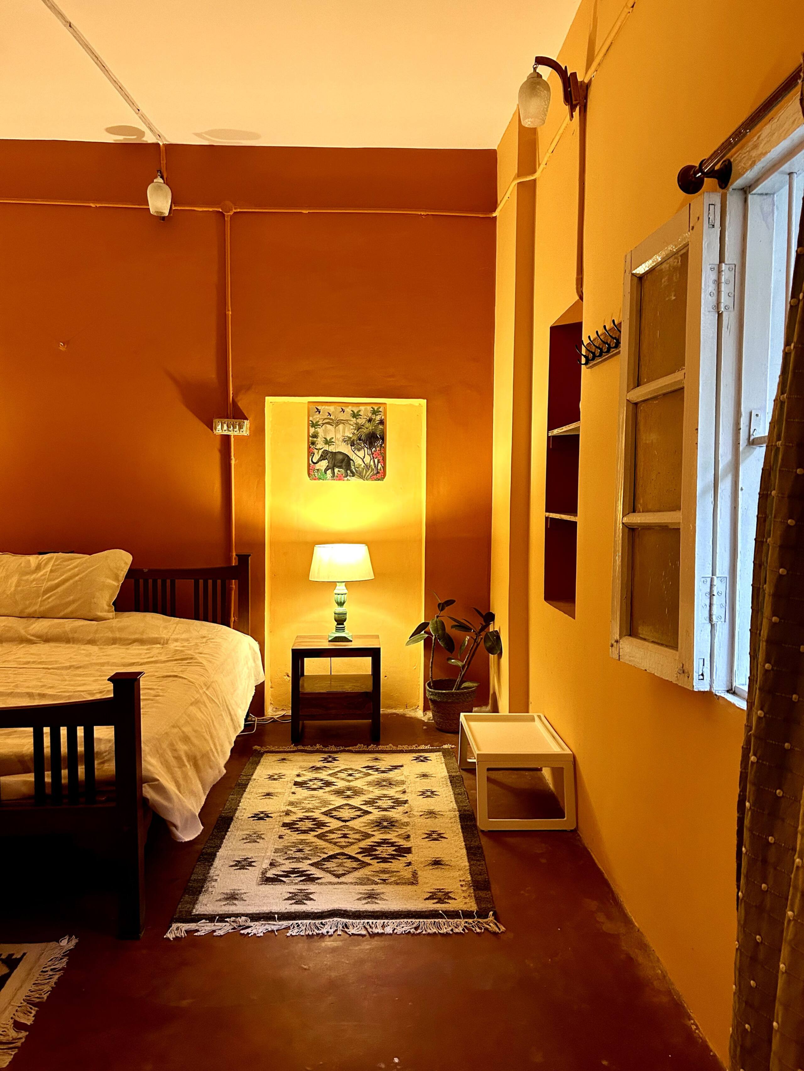 The Courtyard 7