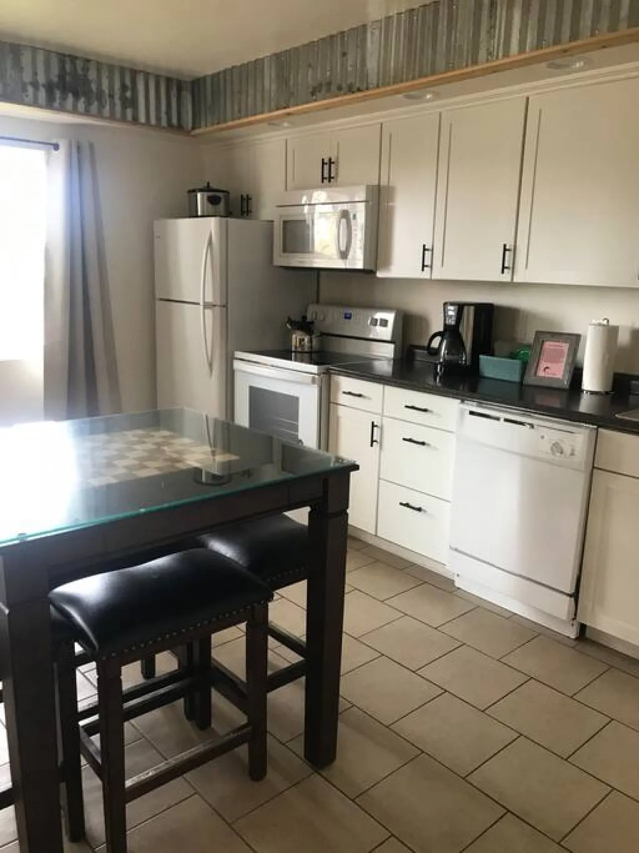 4315 · Jefe's Desert Hideaway King Studio Apartment — photo 2
