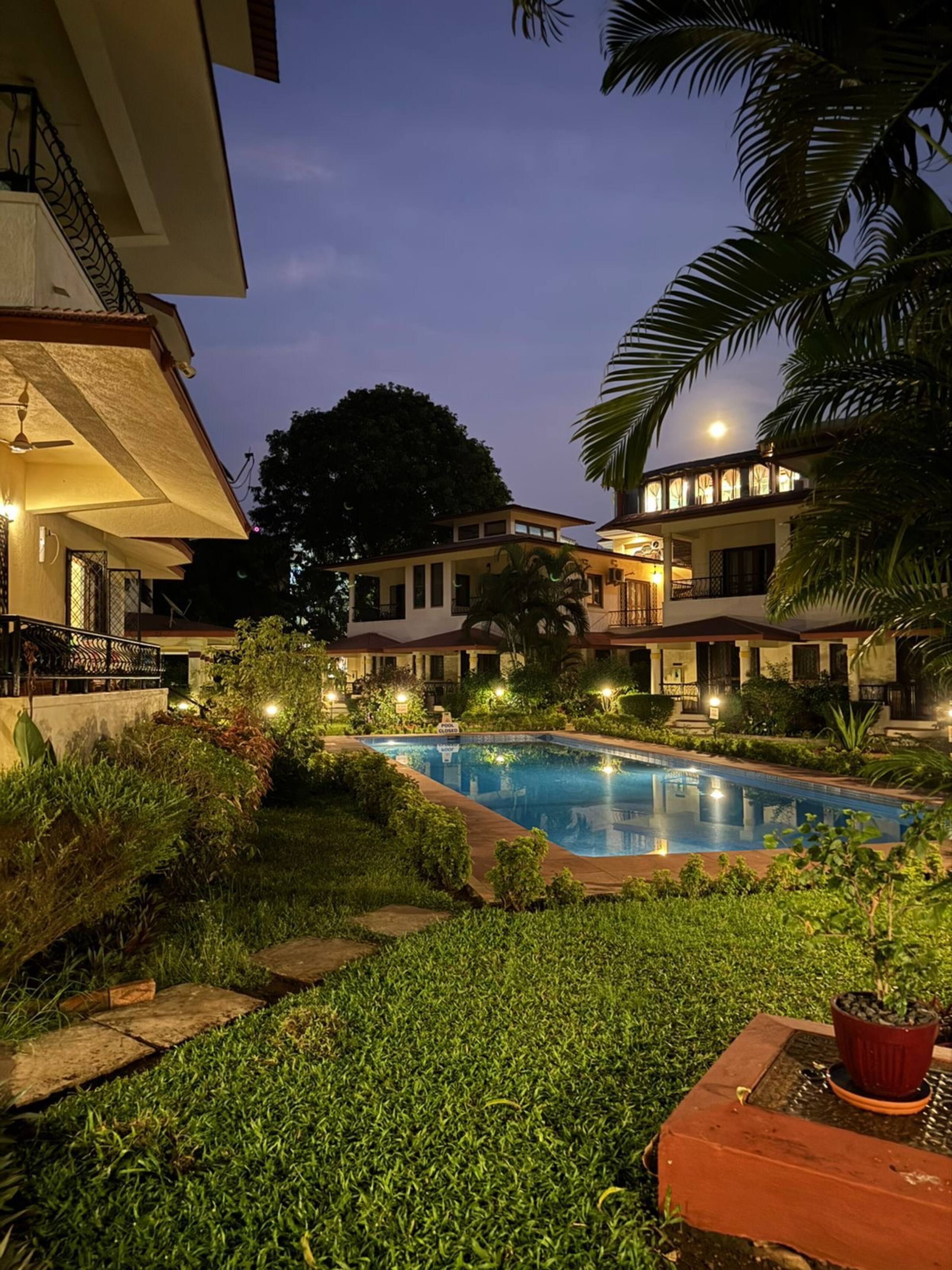 Apartment in Candolim | Beach l Wifi l AC l Pool 2