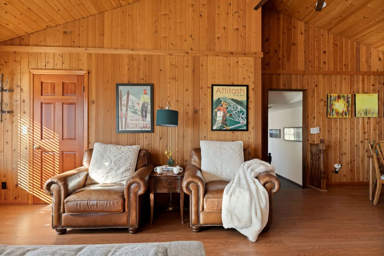 Solstice Shores Chalet, Hot Tub and Lake Views 18
